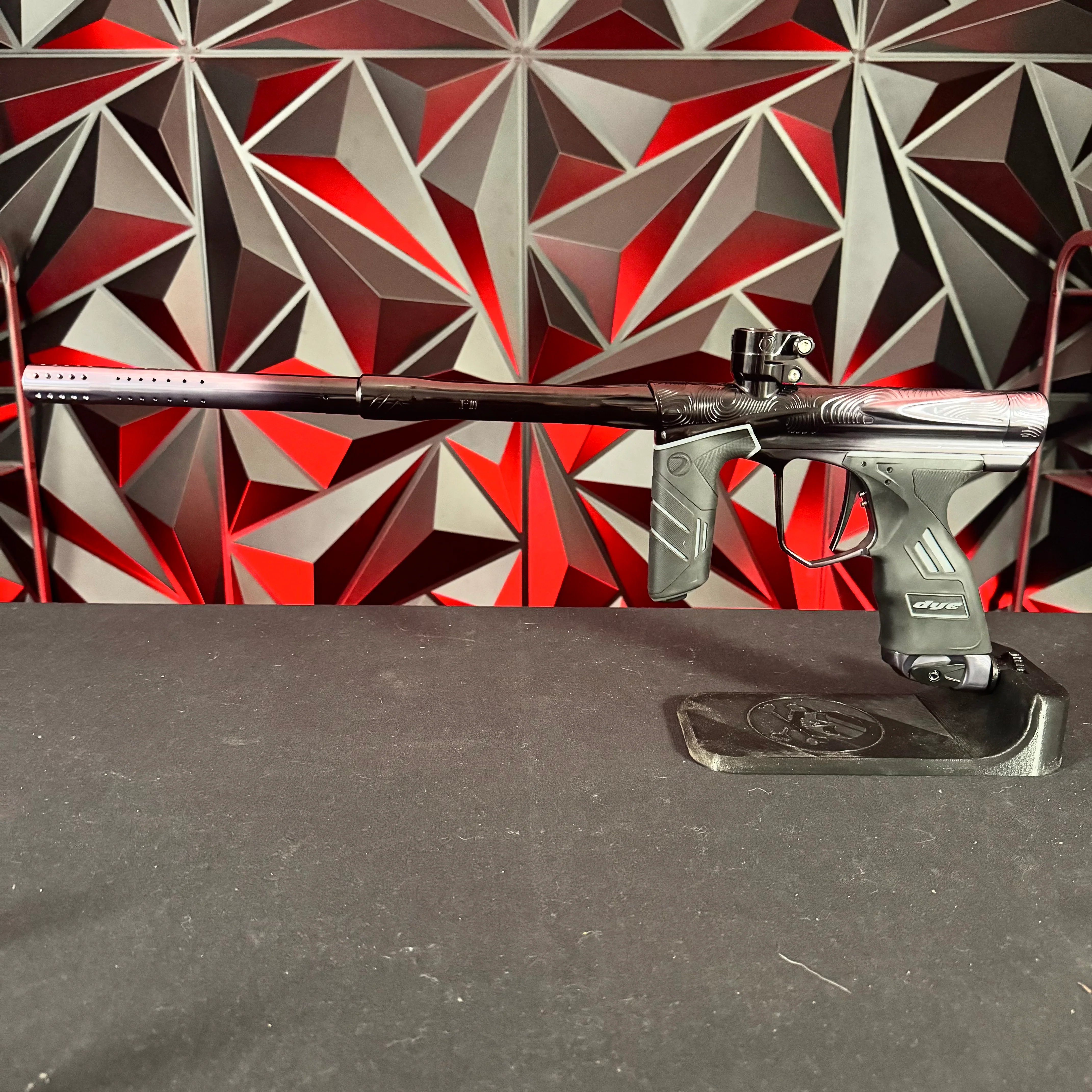 Used Dye Dark Pipe V2  DSR+ Paintball Gun - Polished Grey/ Black Fade - Image 9