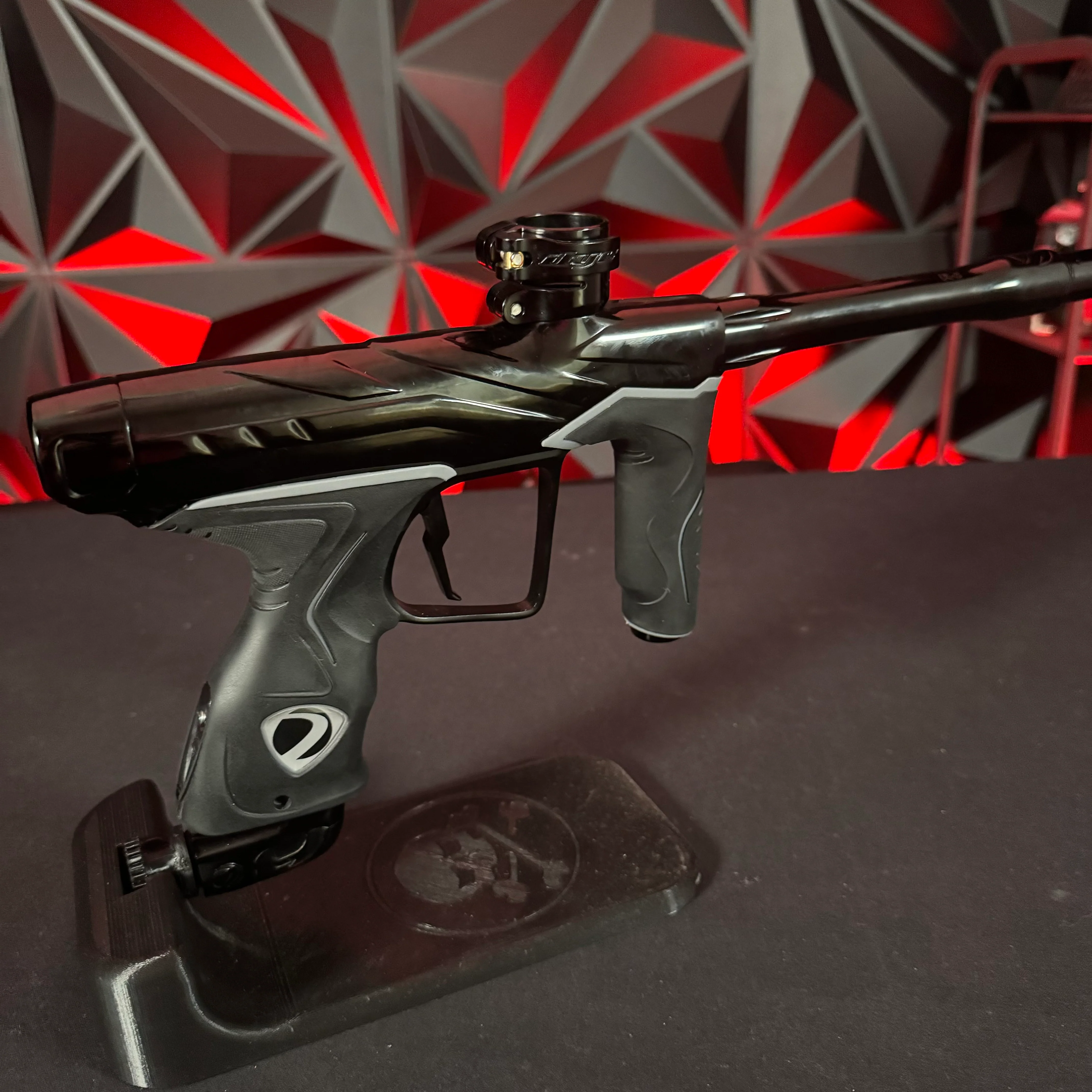 Used Dye DLS Paintball Gun - Darkness w/ Upgraded V2 Bolt - Image 2