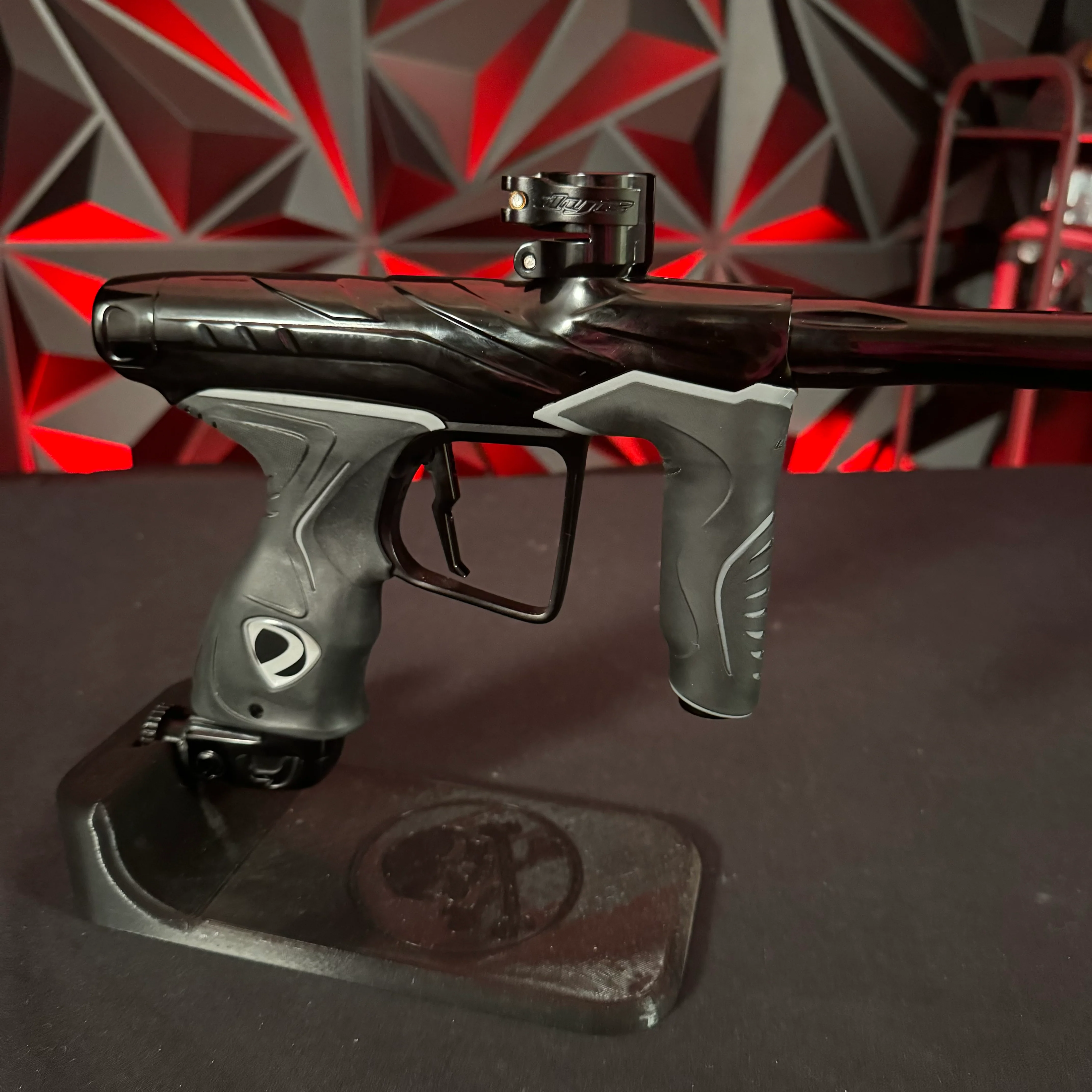 Used Dye DLS Paintball Gun - Darkness w/ Upgraded V2 Bolt - Image 4