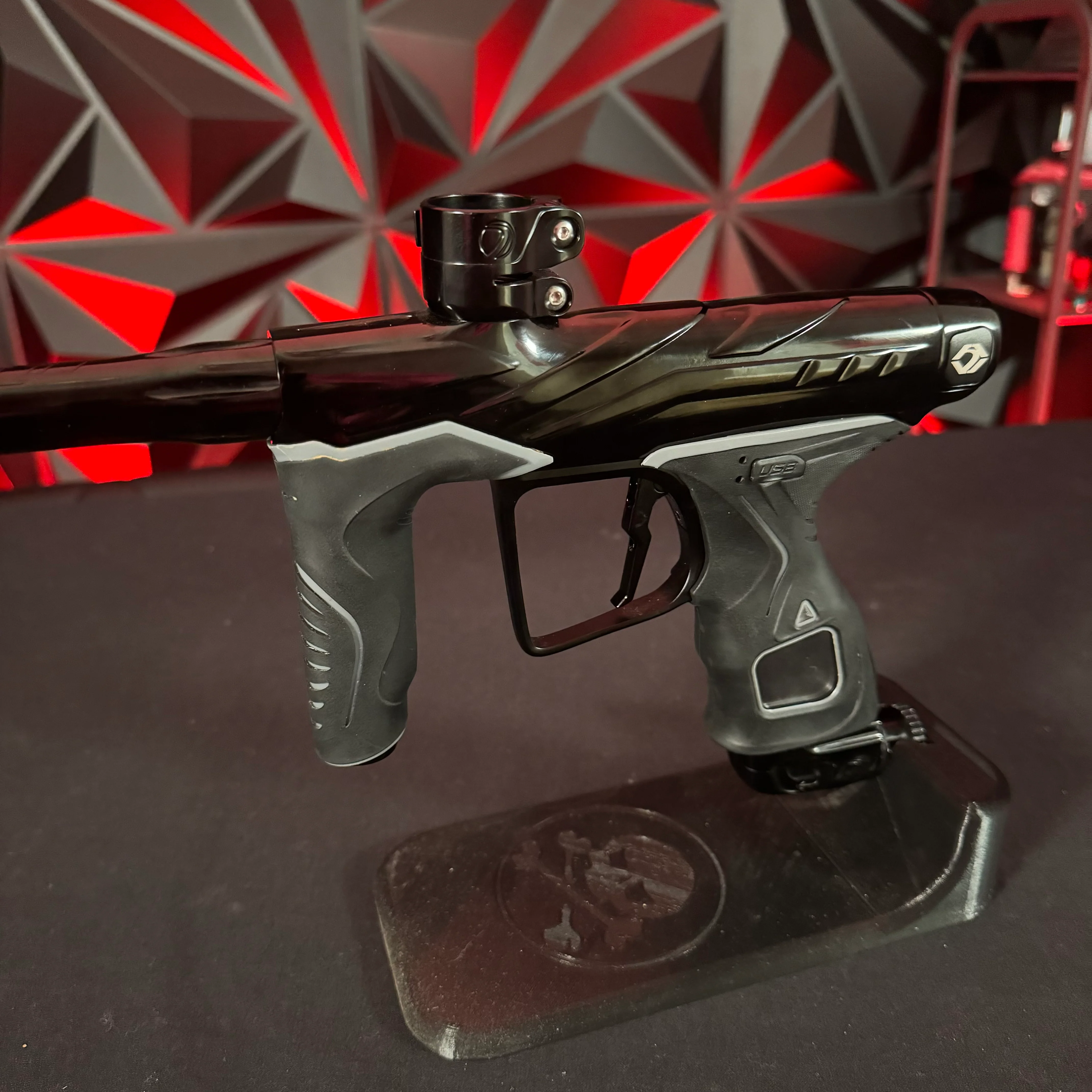 Used Dye DLS Paintball Gun - Darkness w/ Upgraded V2 Bolt - Image 5