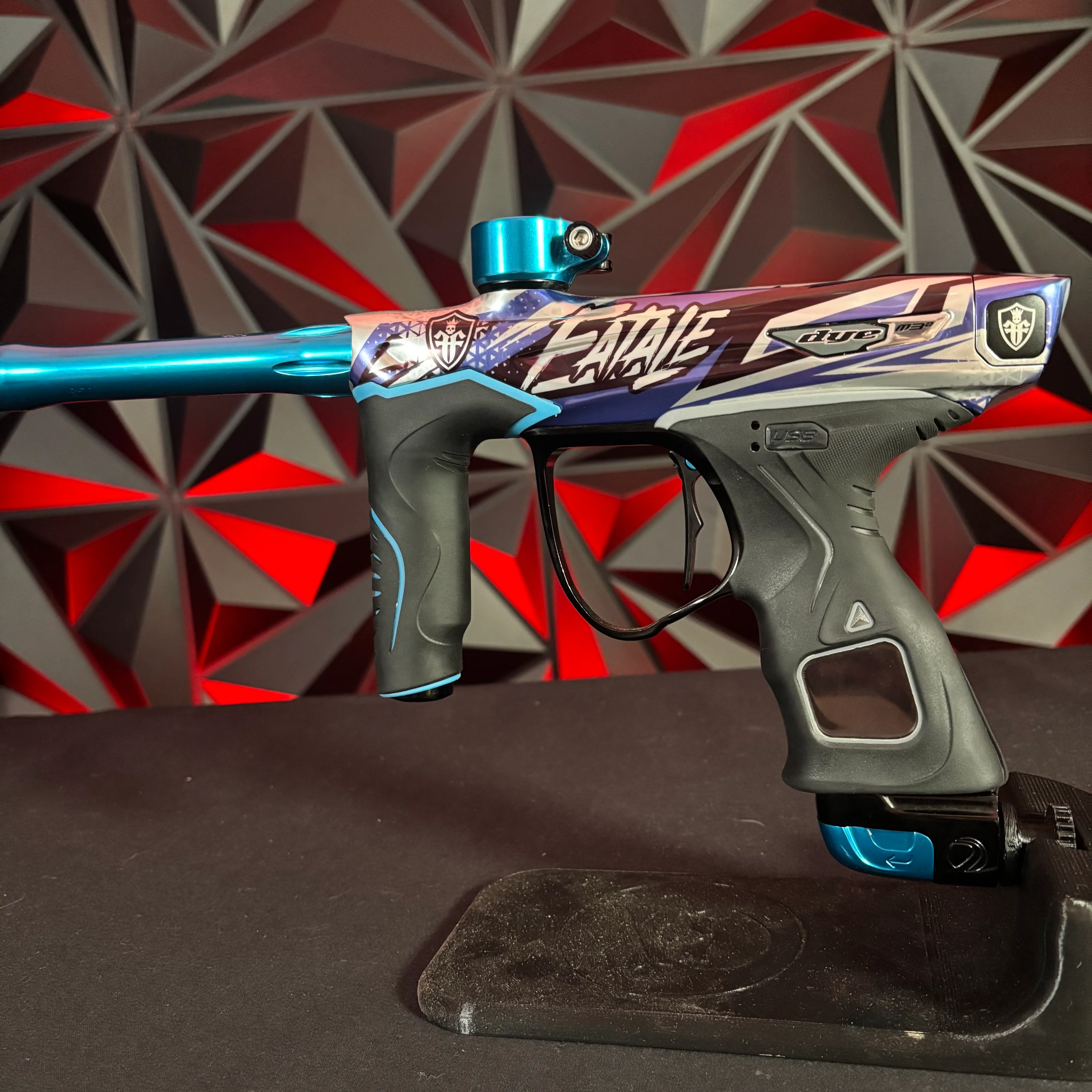 Used Dye M3+ Paintball Gun - LE Femme Fatale - Image 3