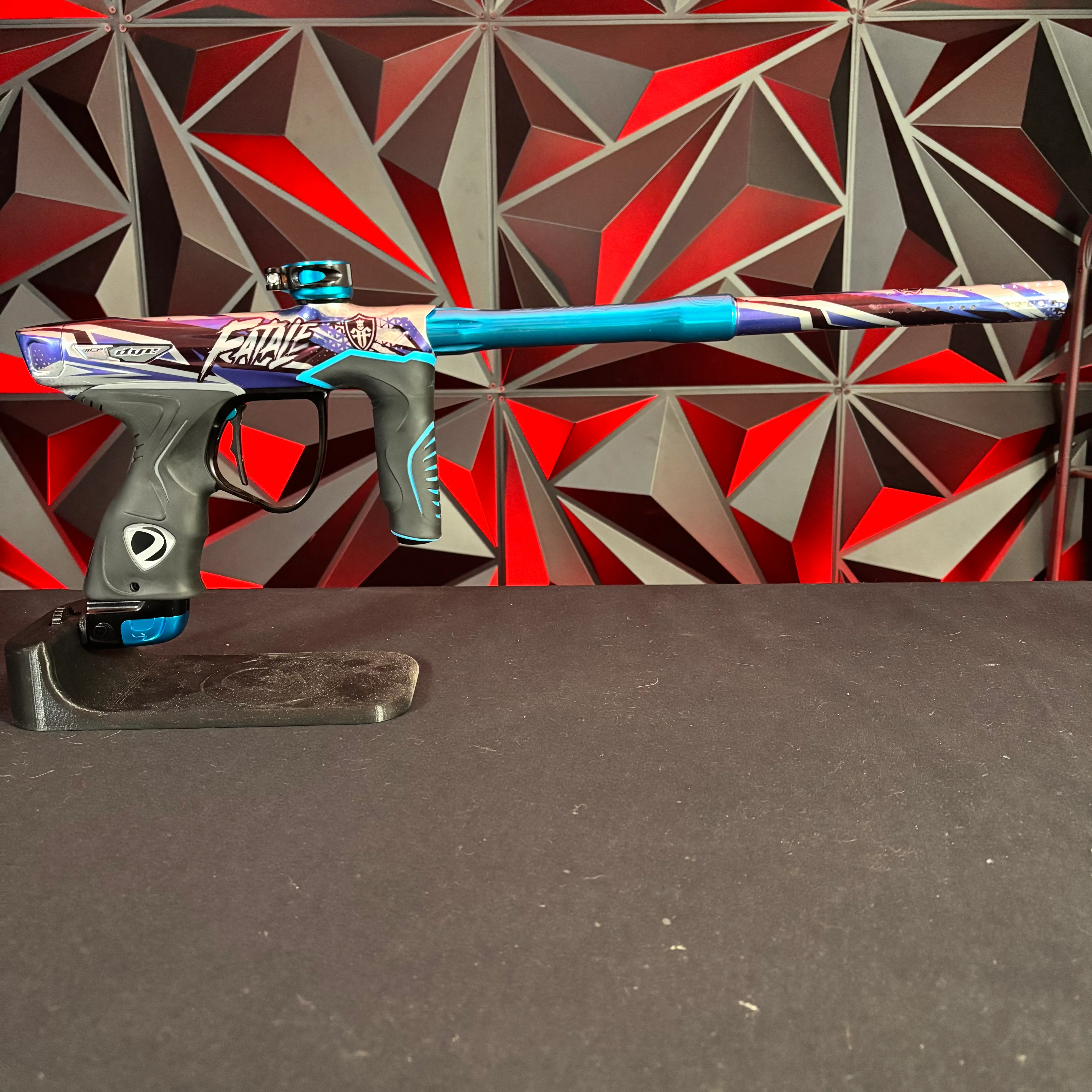Used Dye M3+ Paintball Gun - LE Femme Fatale - Image 7