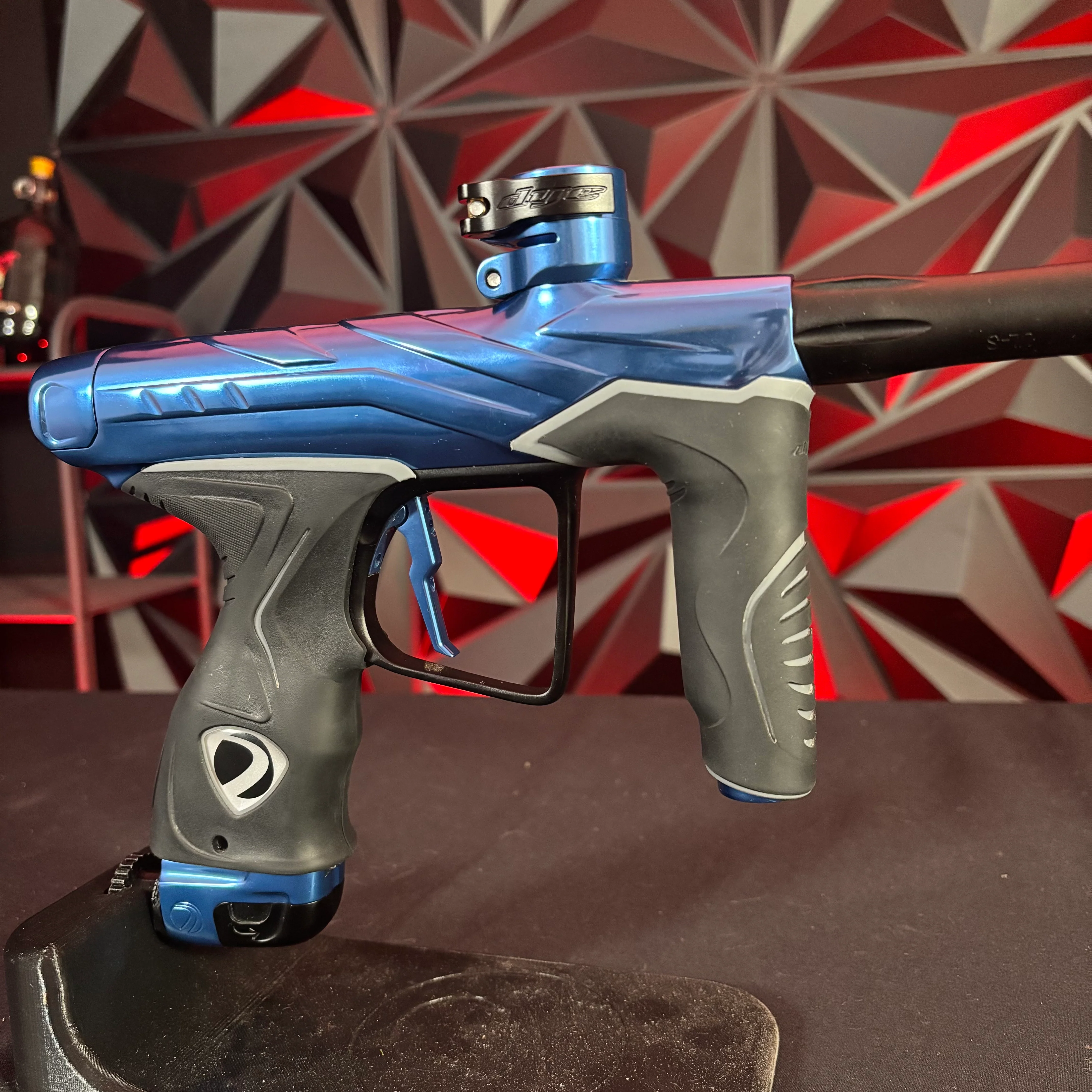 Used Dye DLS Paintball Marker - Blue Wave - Image 10