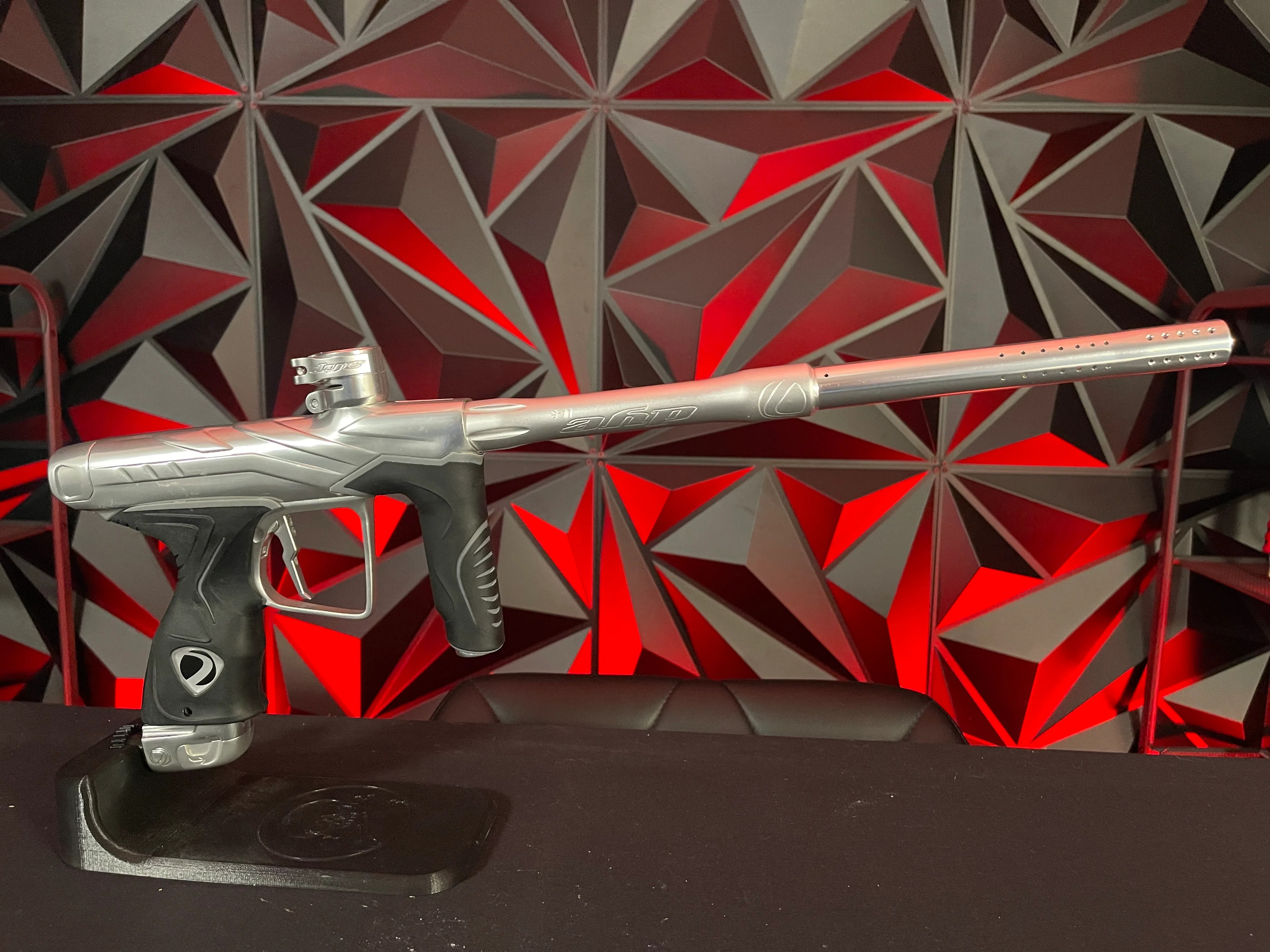 Used Dye DLS Paintball Marker - White Water - Image 5
