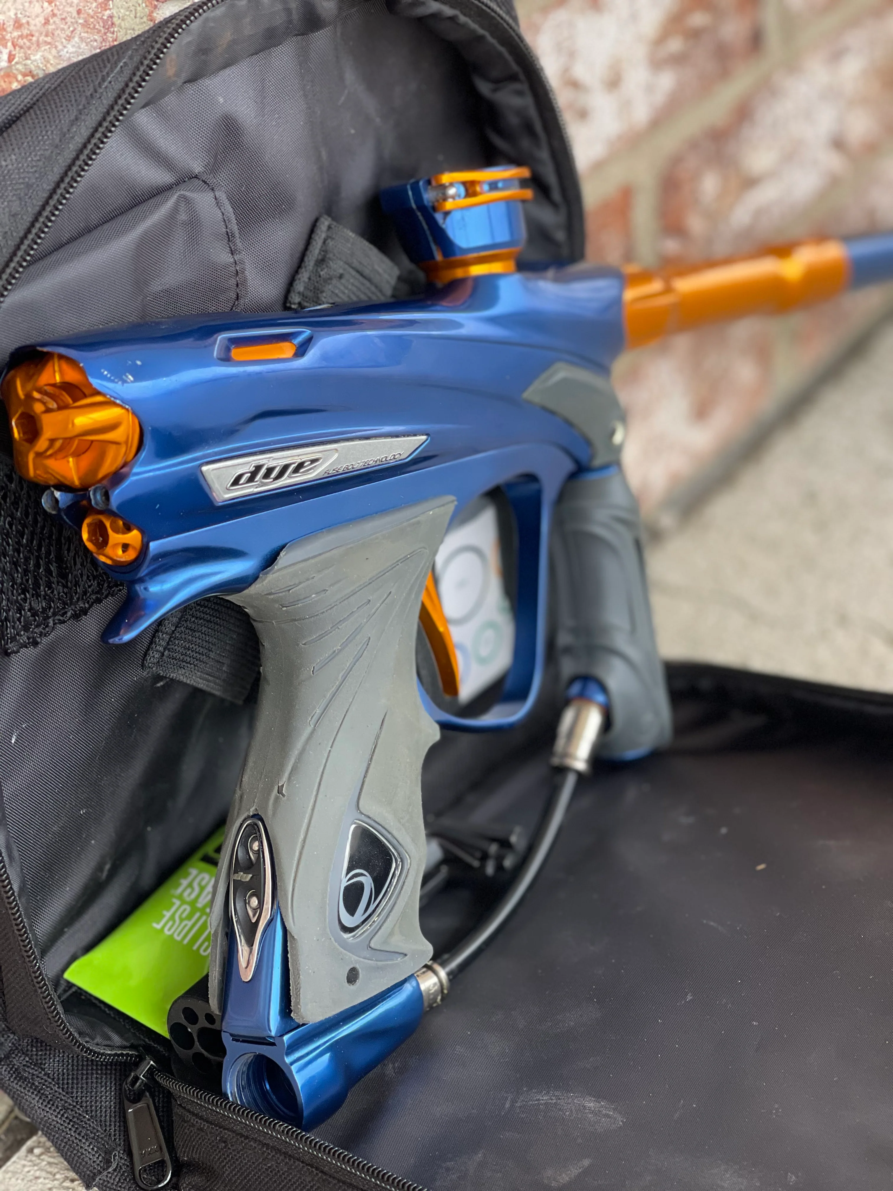 Used Dye DM13 Paintball Marker - Blue / Orange - Image 2