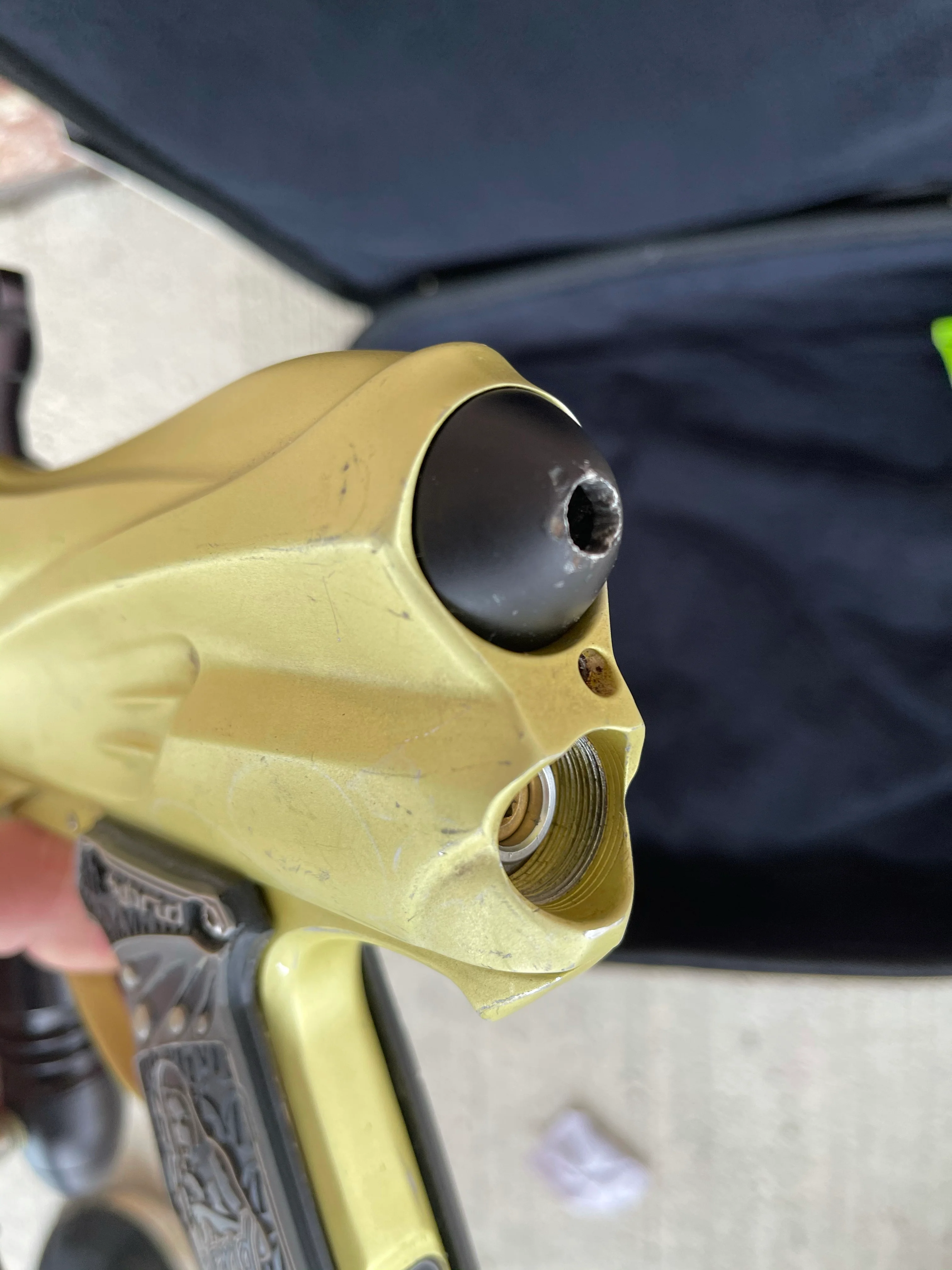 Used Dye DM4 Paintball Gun - Dust Yellow/Dust Black - Image 8
