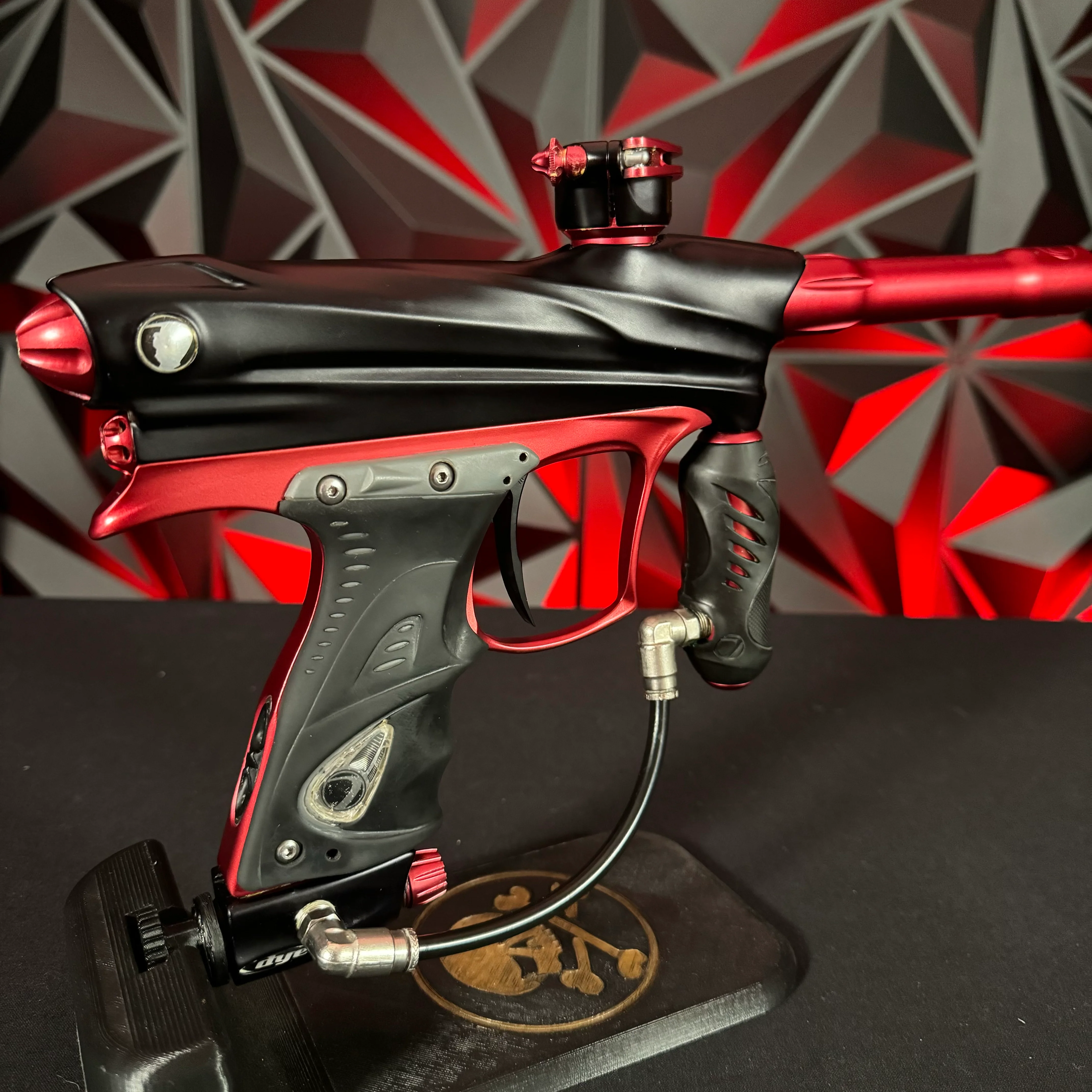 Used Dye DM9 Paintball Gun - Black/Red - Image 2