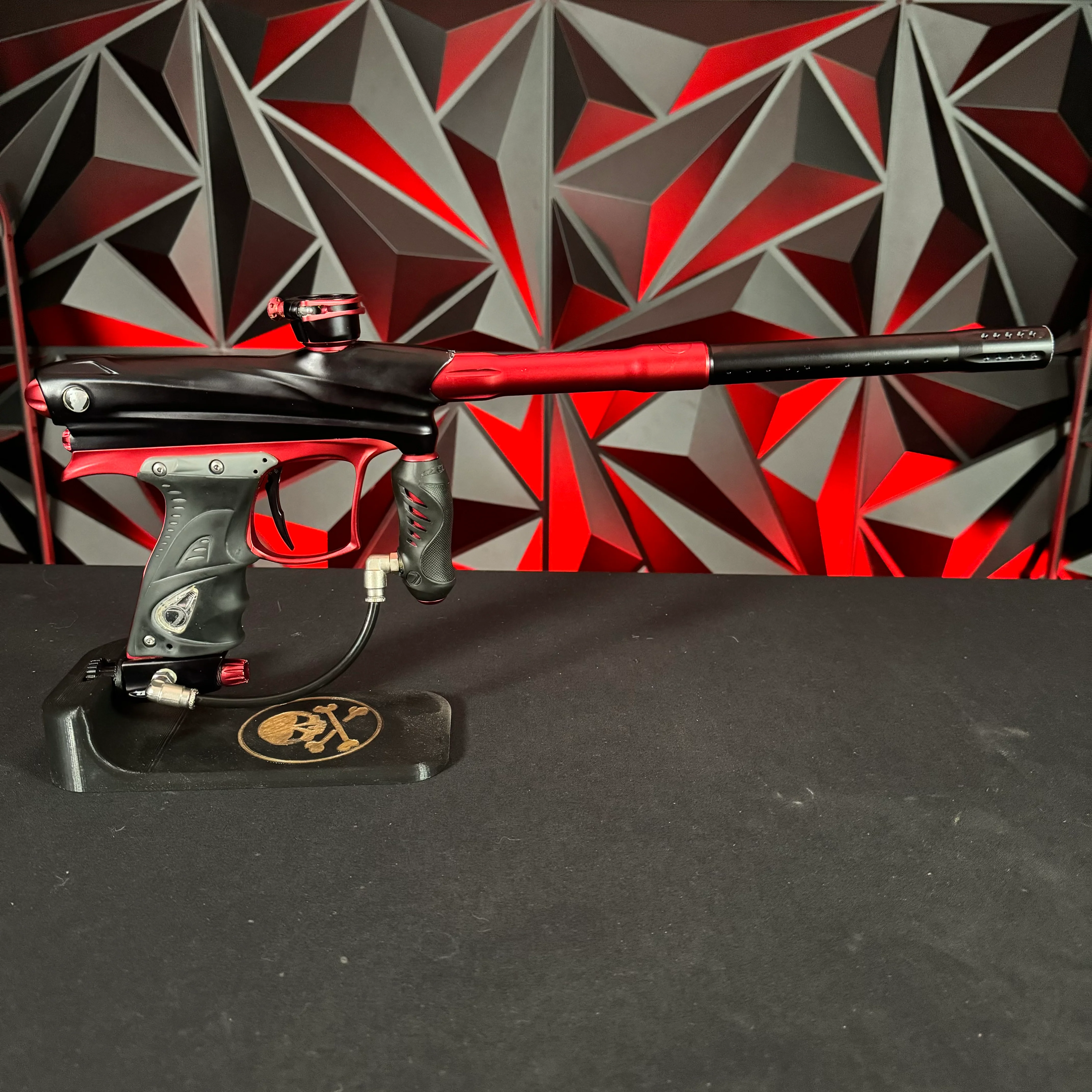 Used Dye DM9 Paintball Gun - Black/Red - Image 7