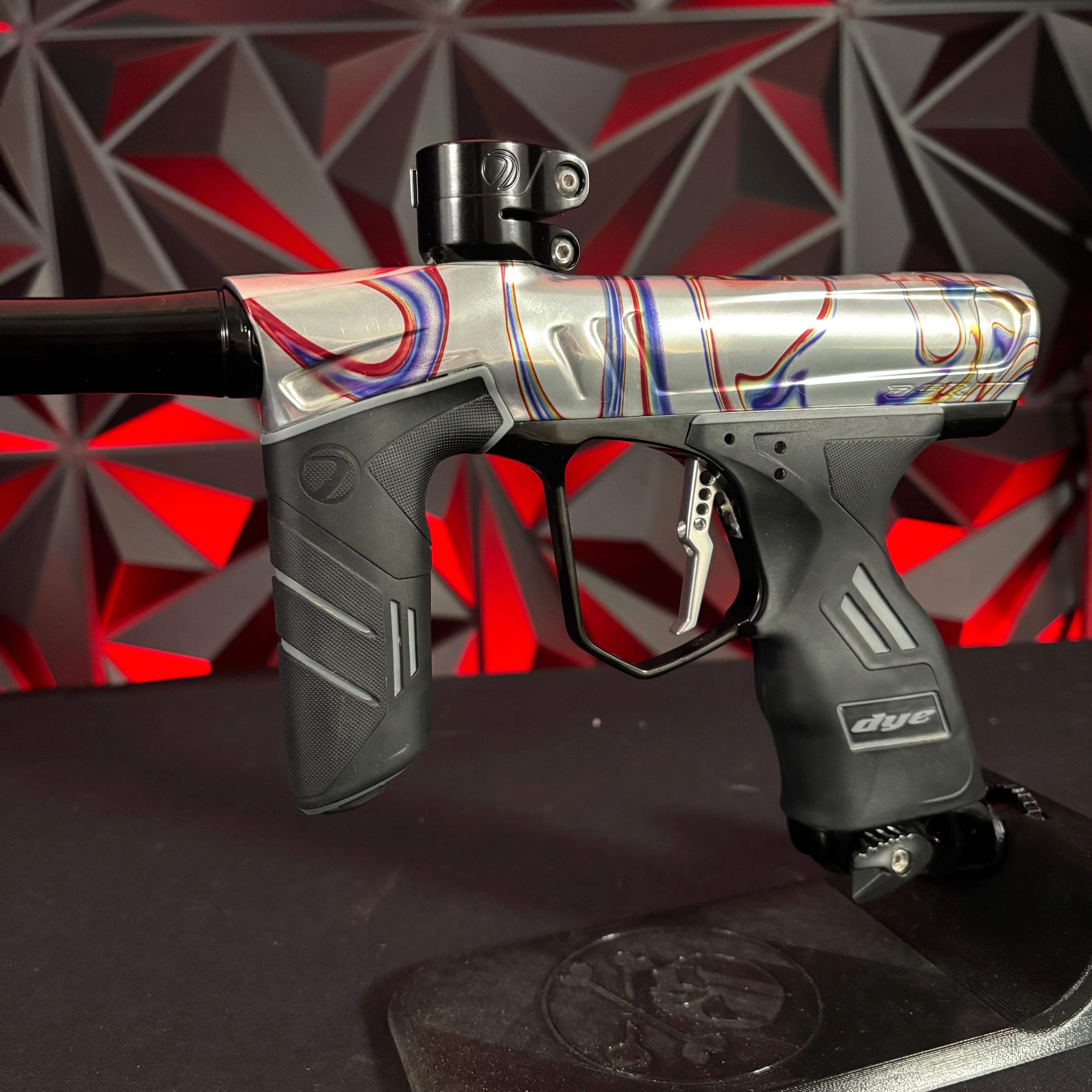 Used Dye DSR+ Paintball Gun - PGA Oil Slick - Image 5