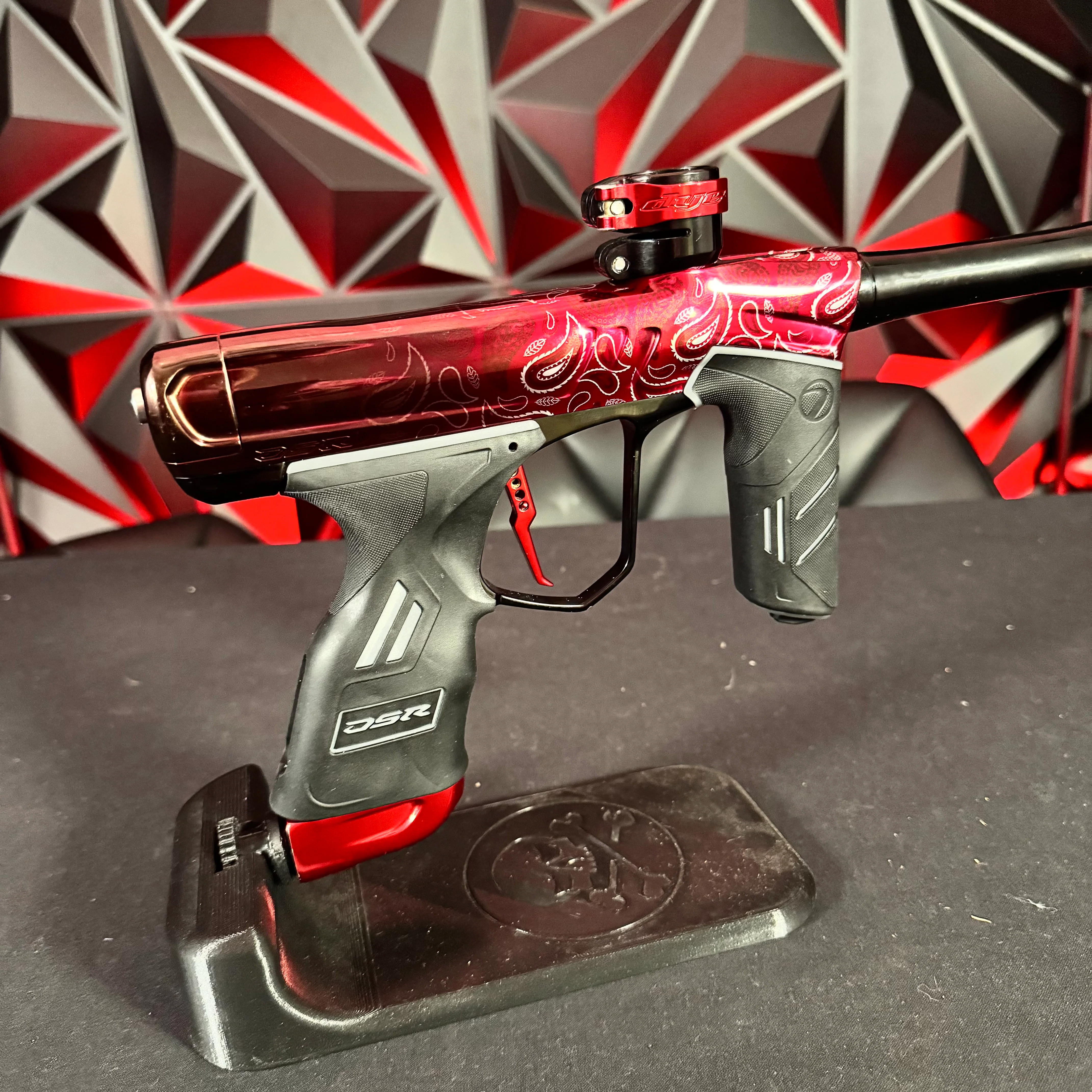 Used Dye DSR+ Paintball Gun - PGA Red Bandana - Image 2