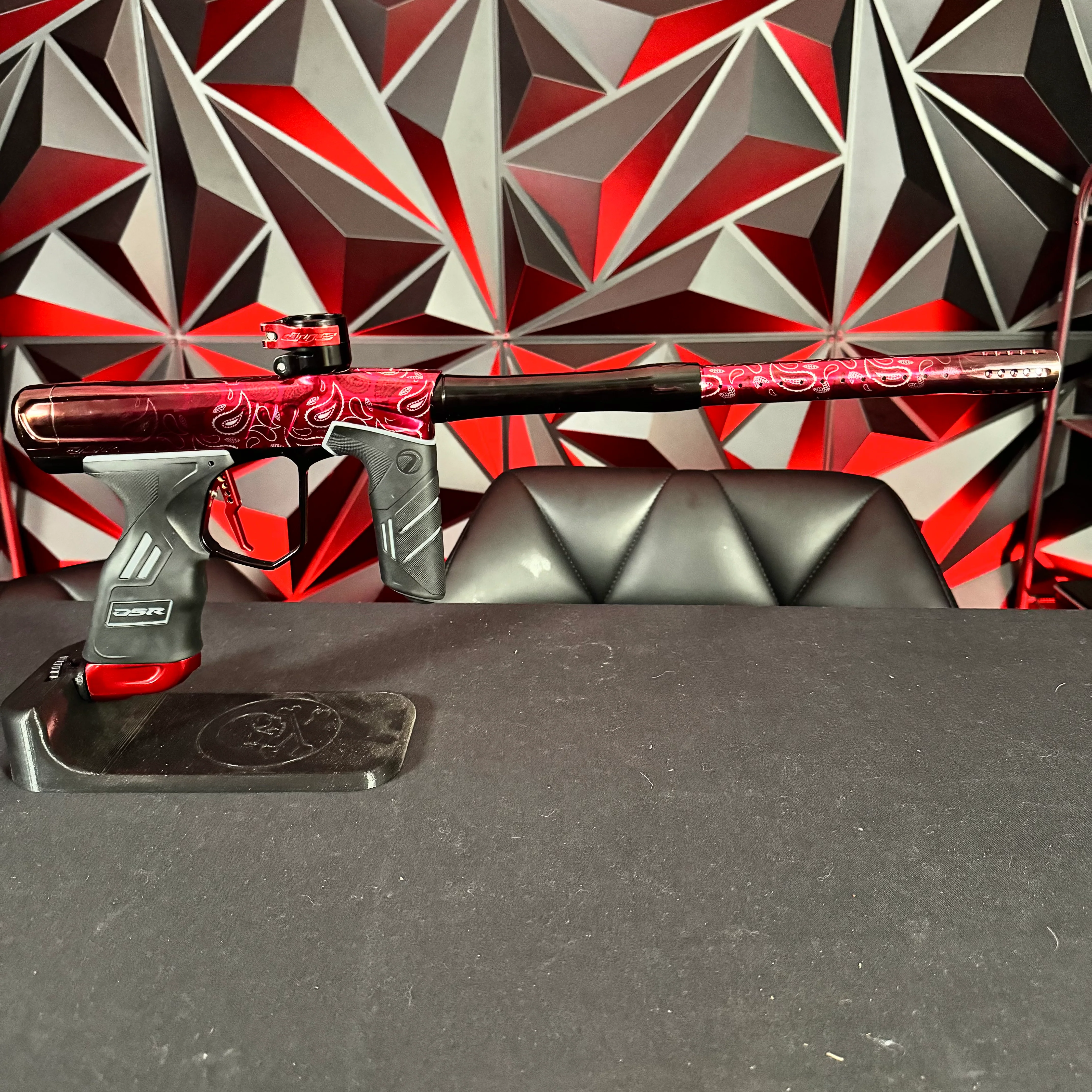 Used Dye DSR+ Paintball Gun - PGA Red Bandana - Image 6