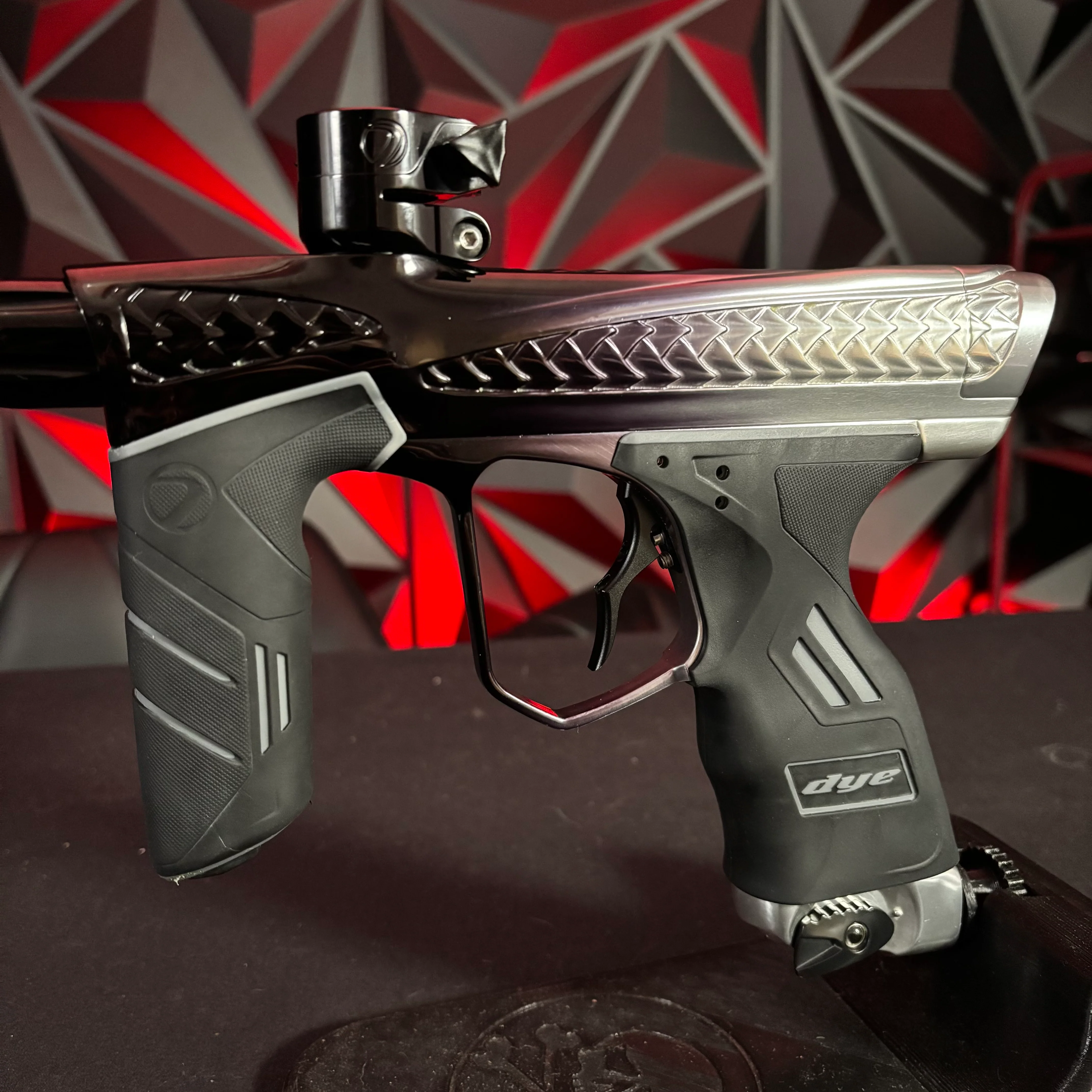 Used Dye DSR+ Paintball Gun - Free Flow Trix (Silver Black Fade) #6 of 230 - Image 5
