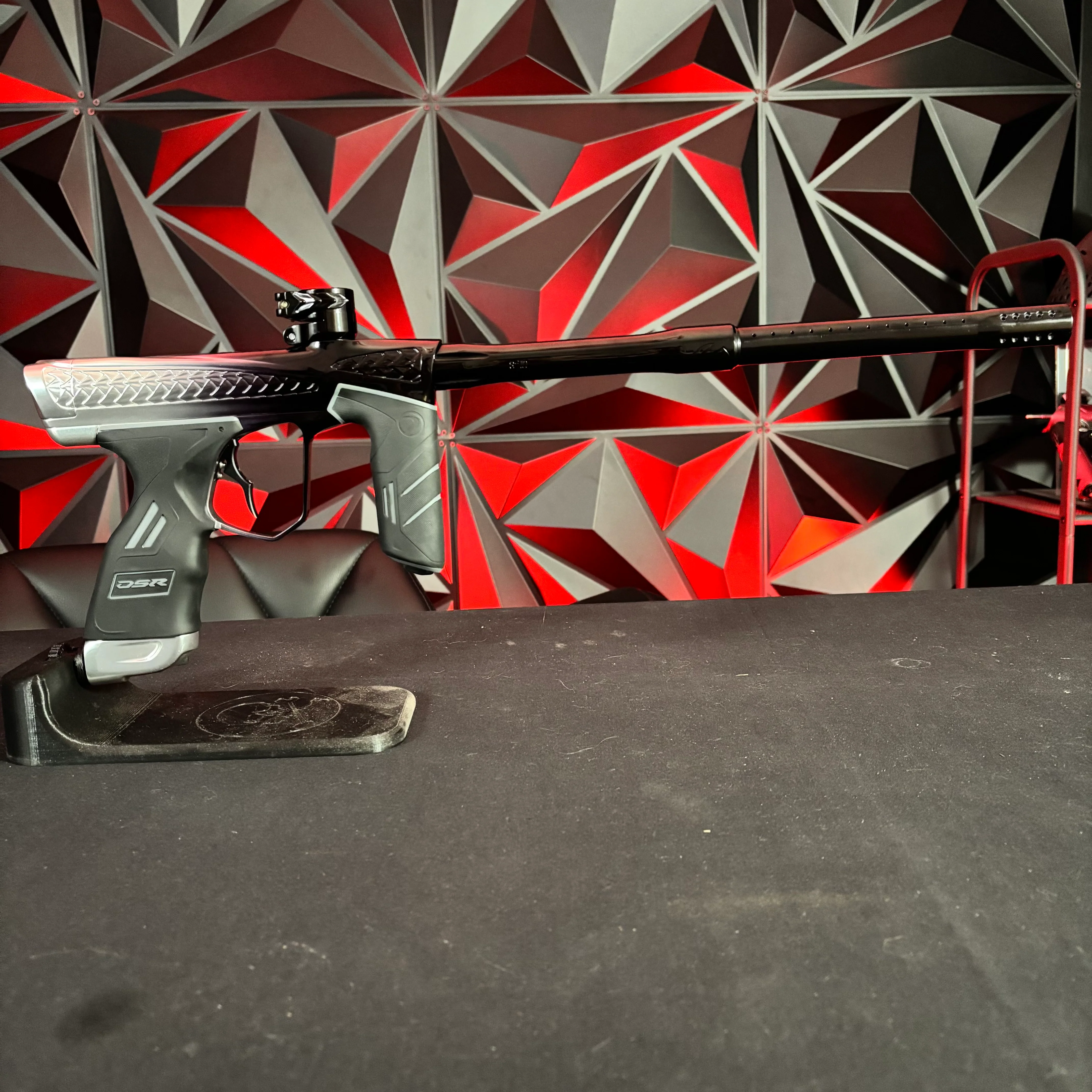 Used Dye DSR+ Paintball Gun - Free Flow Trix (Silver Black Fade) #6 of 230 - Image 6