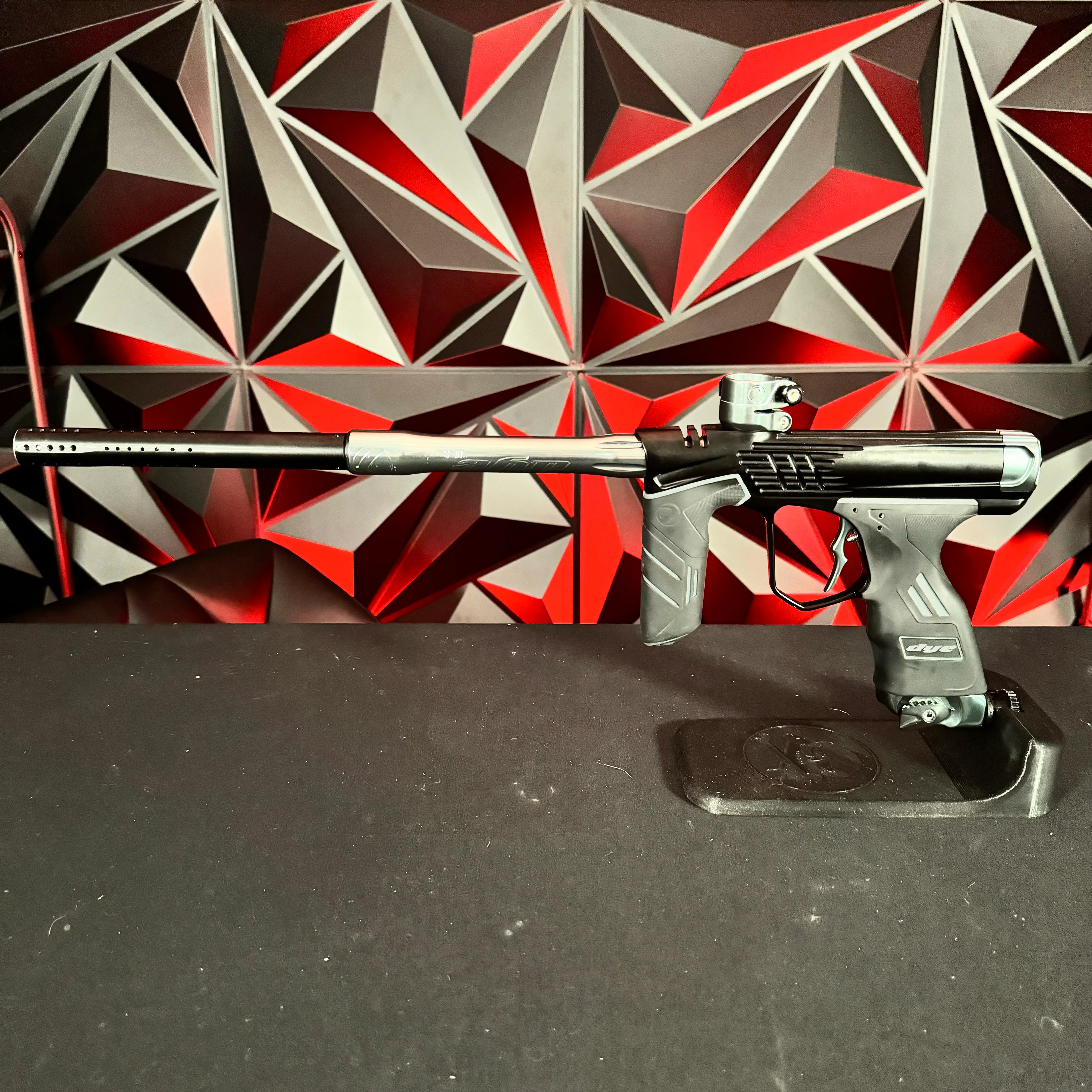 Used Dye DSR+ Paintball Gun - ICON Nightshade Black/Grey - Image 7
