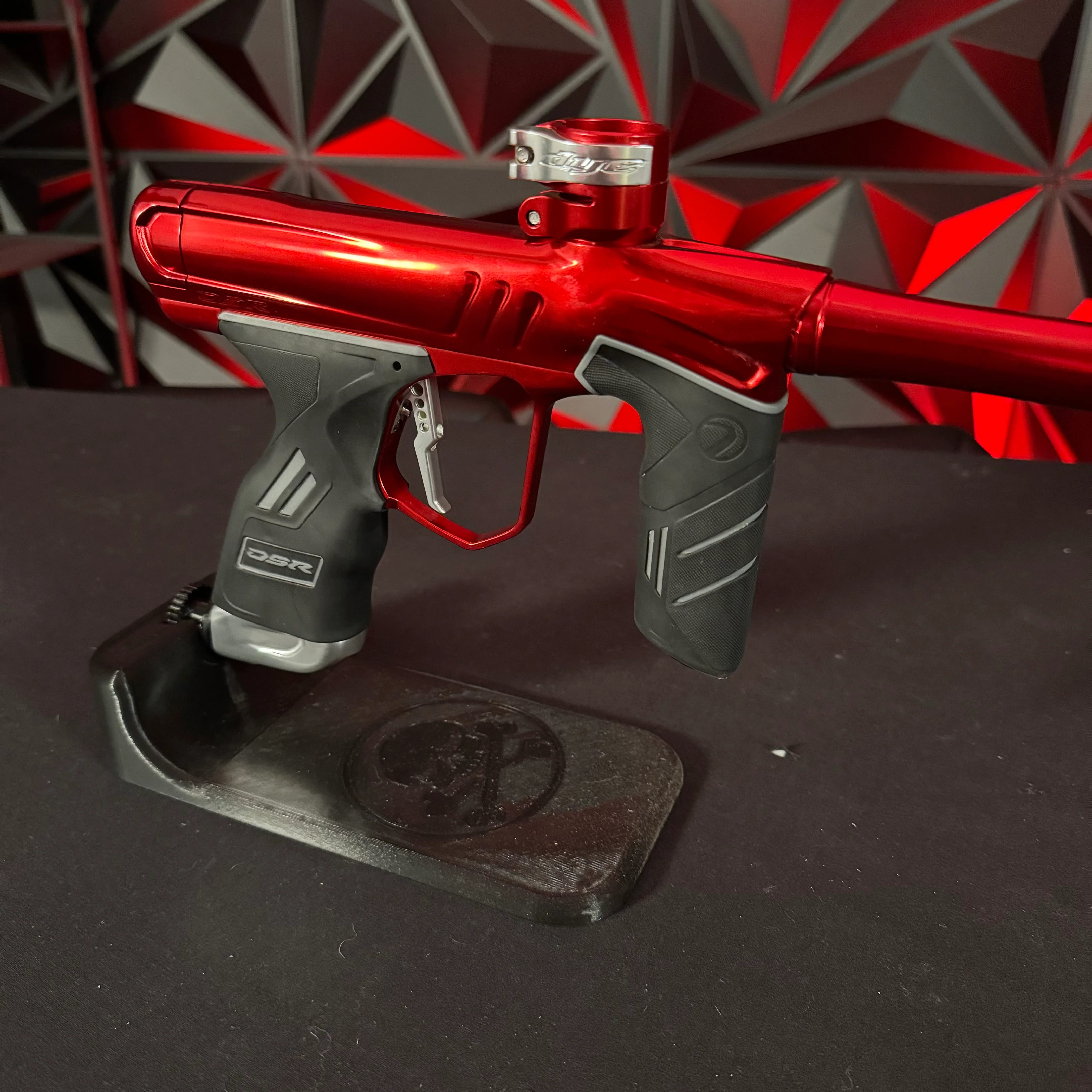 Used Dye DSR+ Paintball Gun - LAVA (Red/Silver) w/IM Pro Kit - Image 4