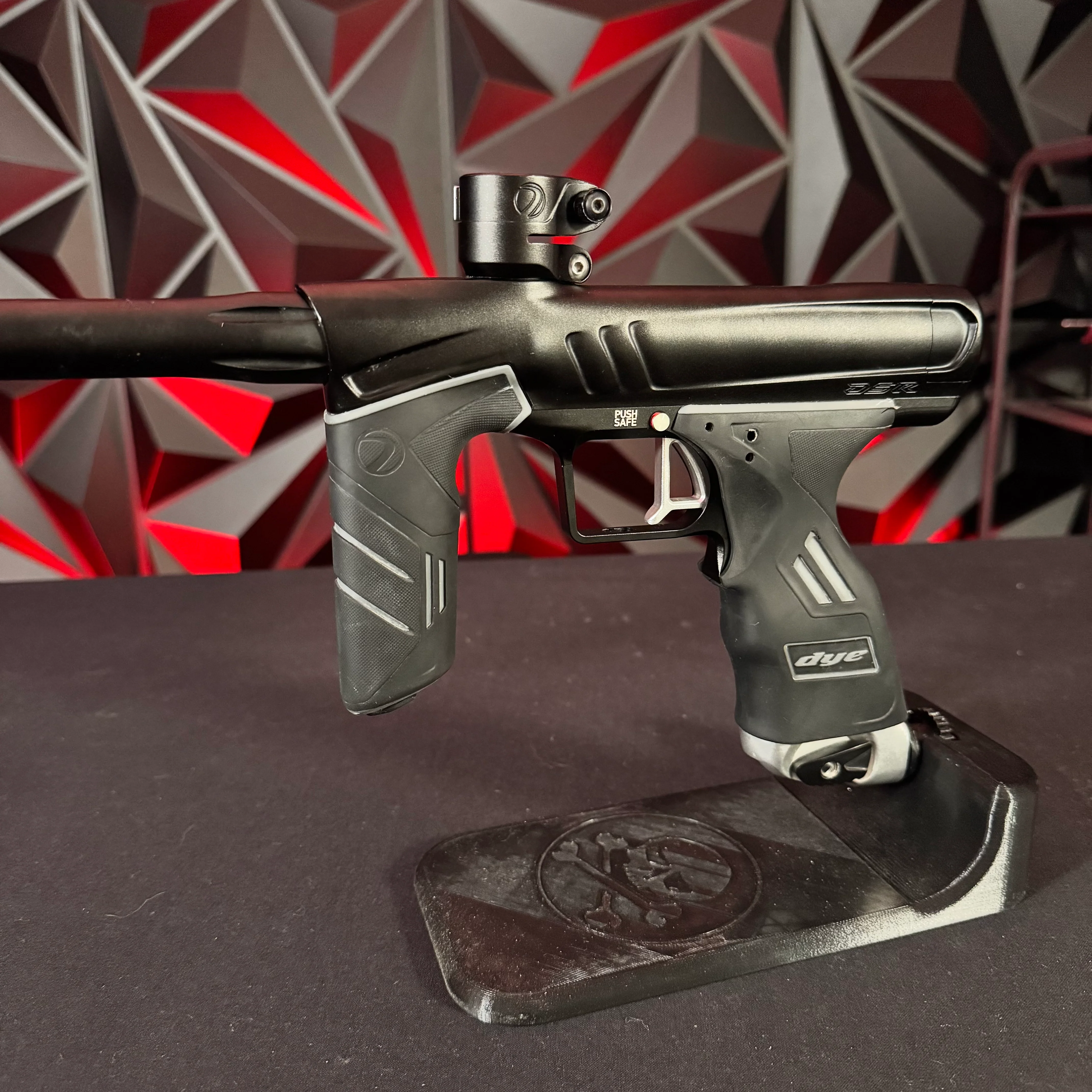 Used Dye DSR+ Paintball Gun - *MECHANICAL ONLY* Black w/Silver ASA and Silver Feedneck Lever - Image 5