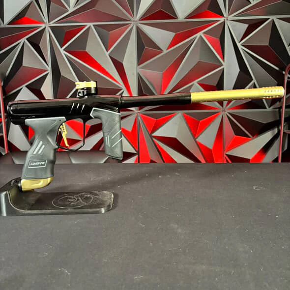 Used Dye DSR+ Paintball Gun -Onyx Gold (Polished Black/Polished Gold) w/IM Pro Kit - Image 6