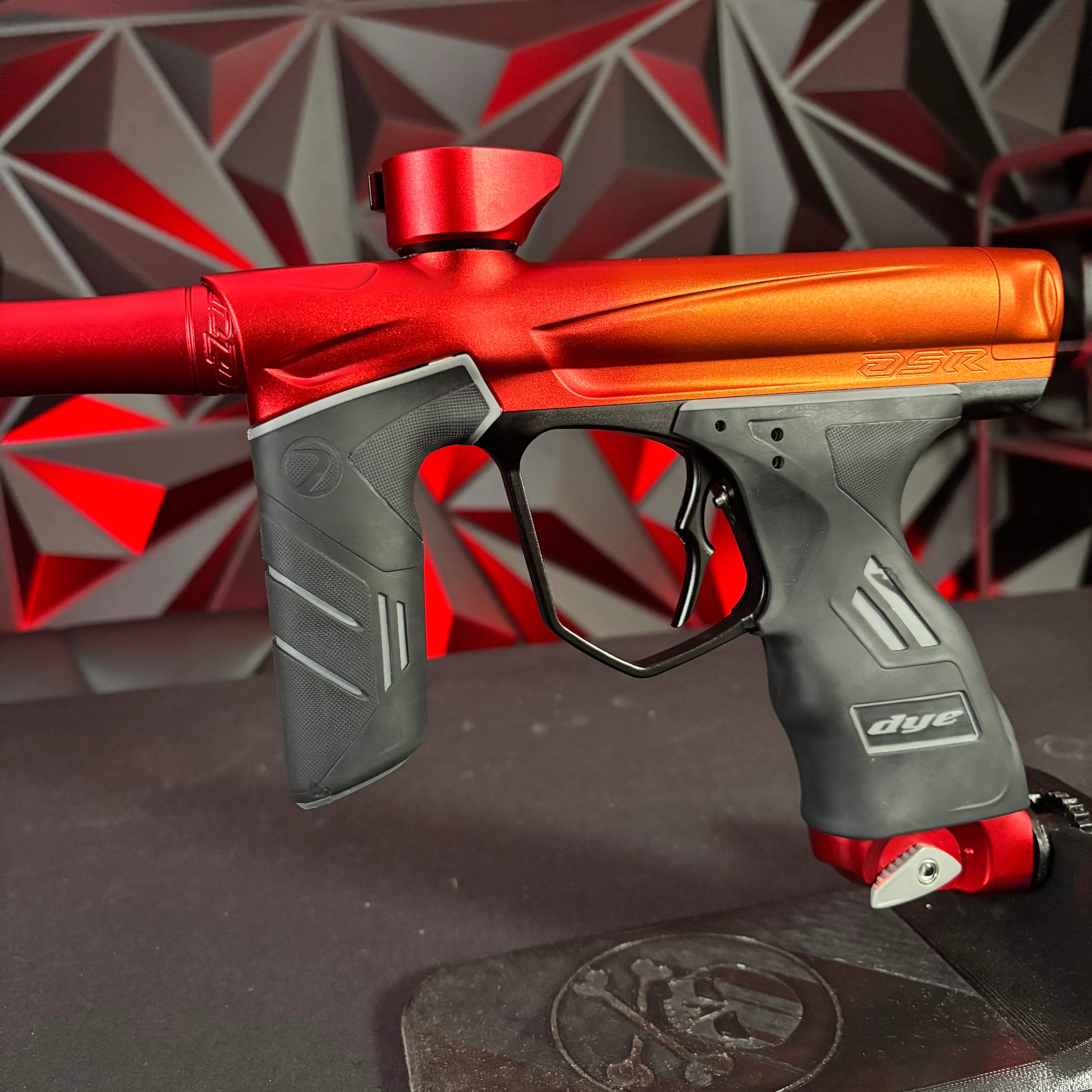 Used Dye DSR Paintball Gun - Orange/Red Fade (Tequila Sunrise) w/IM Pro Kit - Image 5