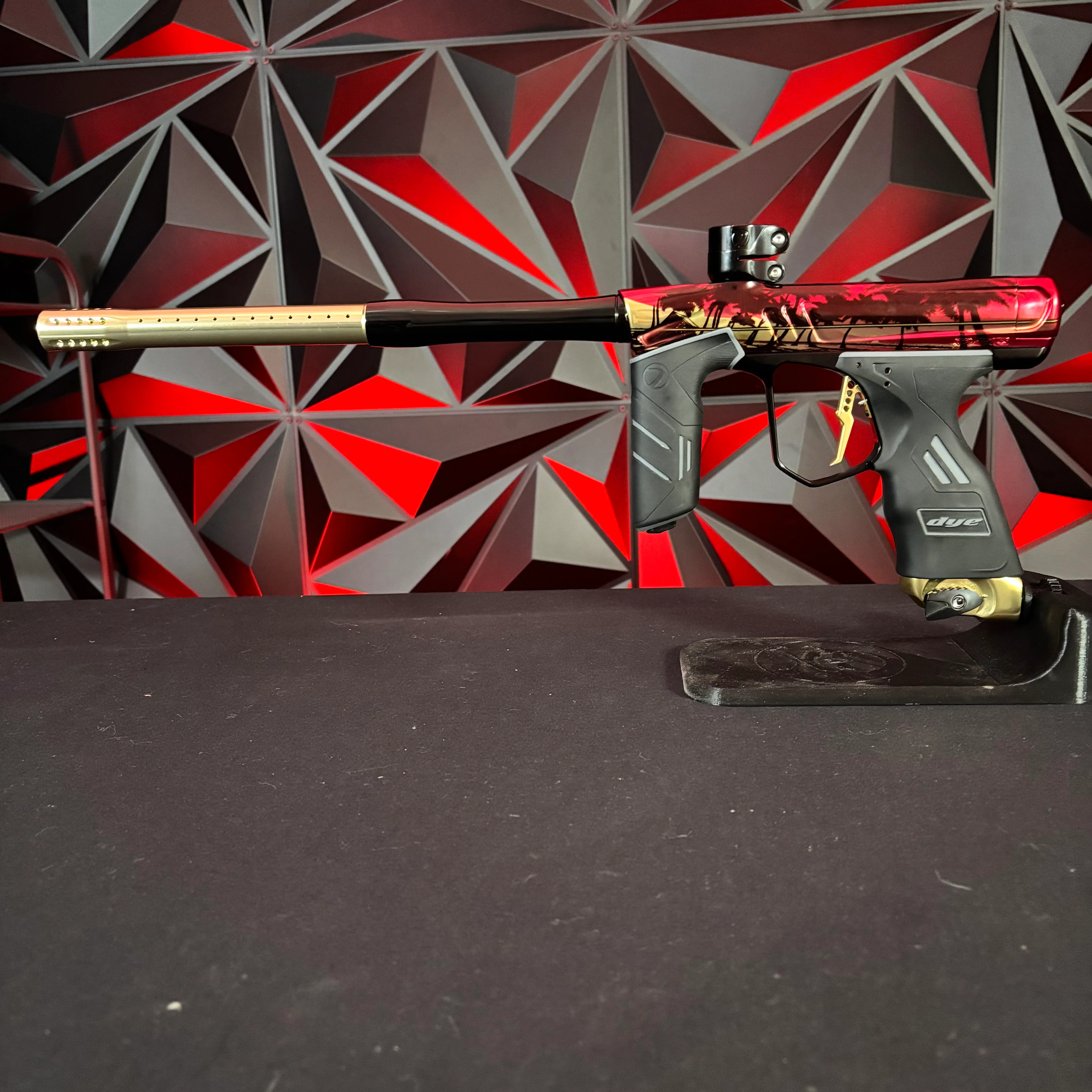 Used Dye DSR+ Paintball Gun - PGA Aloha w/IM Pro Kit - Image 7
