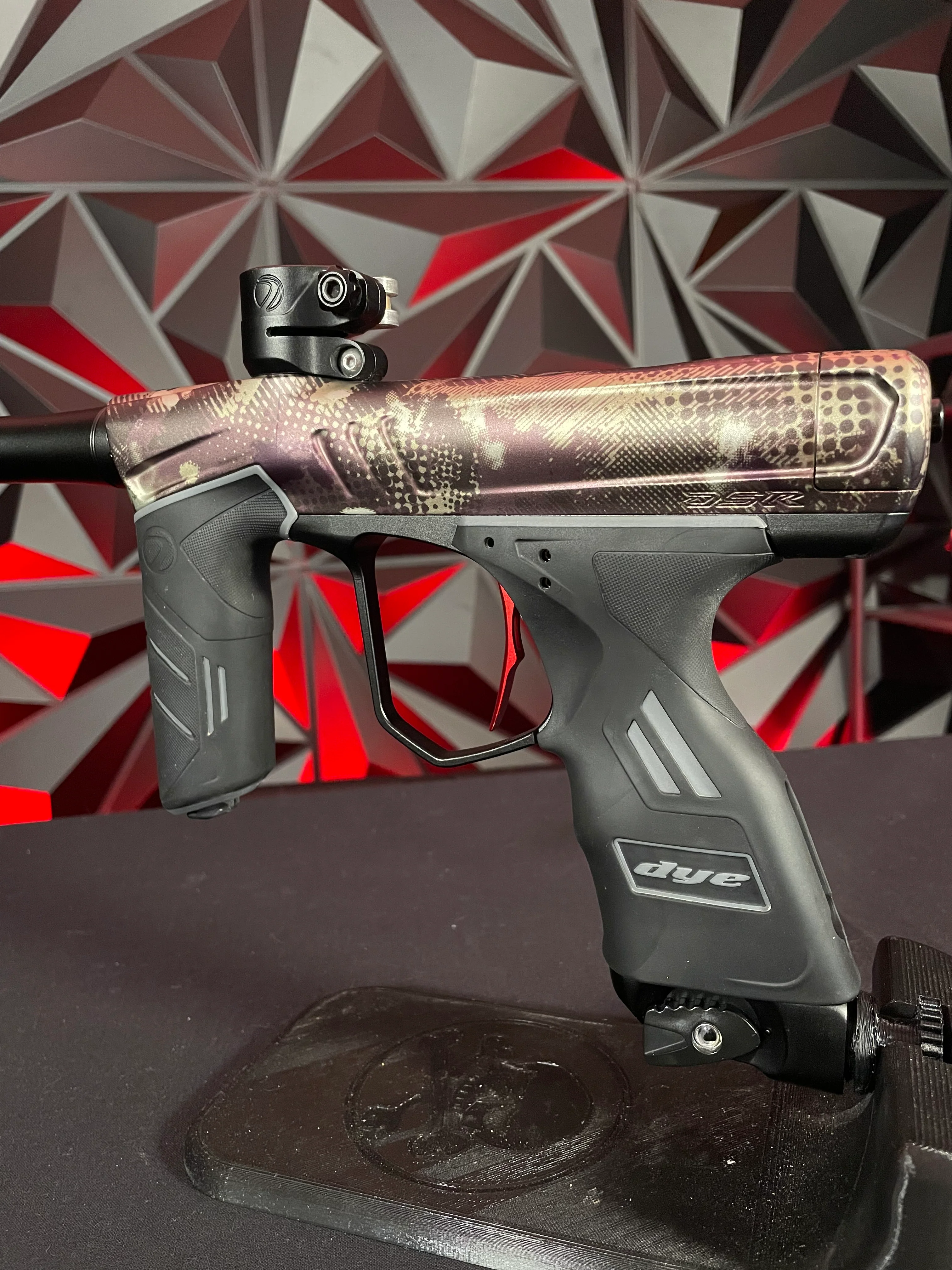 Used Dye DSR+ Paintball Gun - PGA Dyecam w/ IMPro Kit - Image 2