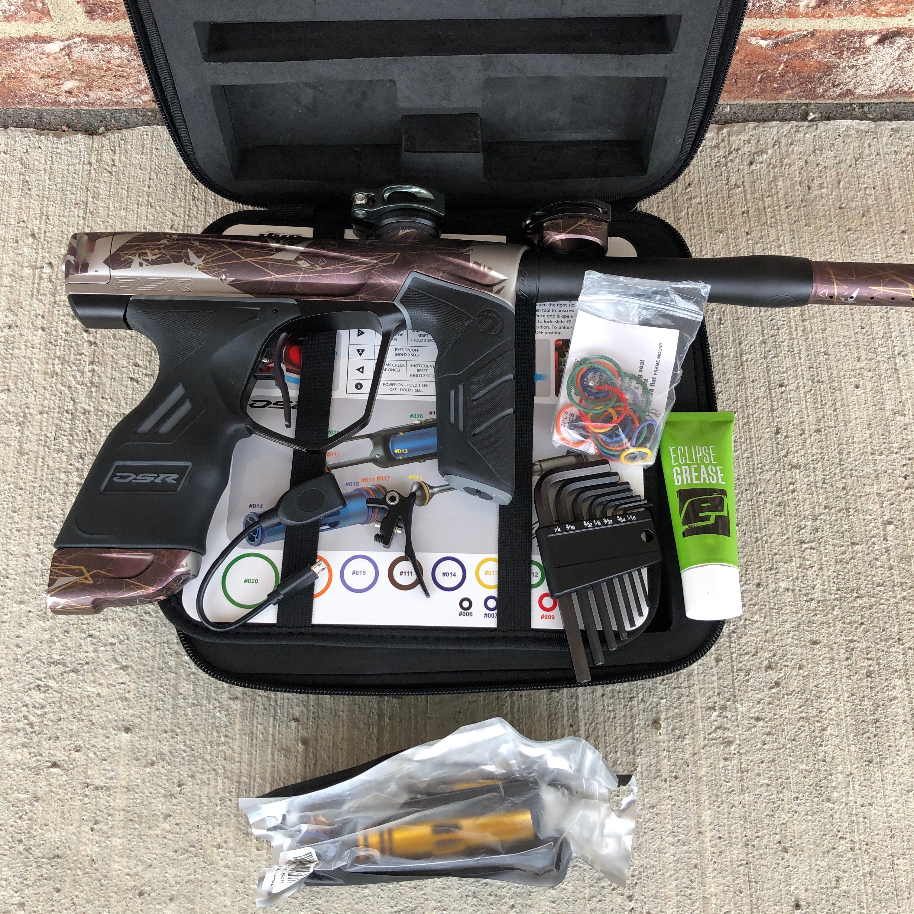 Used Dye DSR Paintball Gun - PGA Kinetic Bucs - Image 5