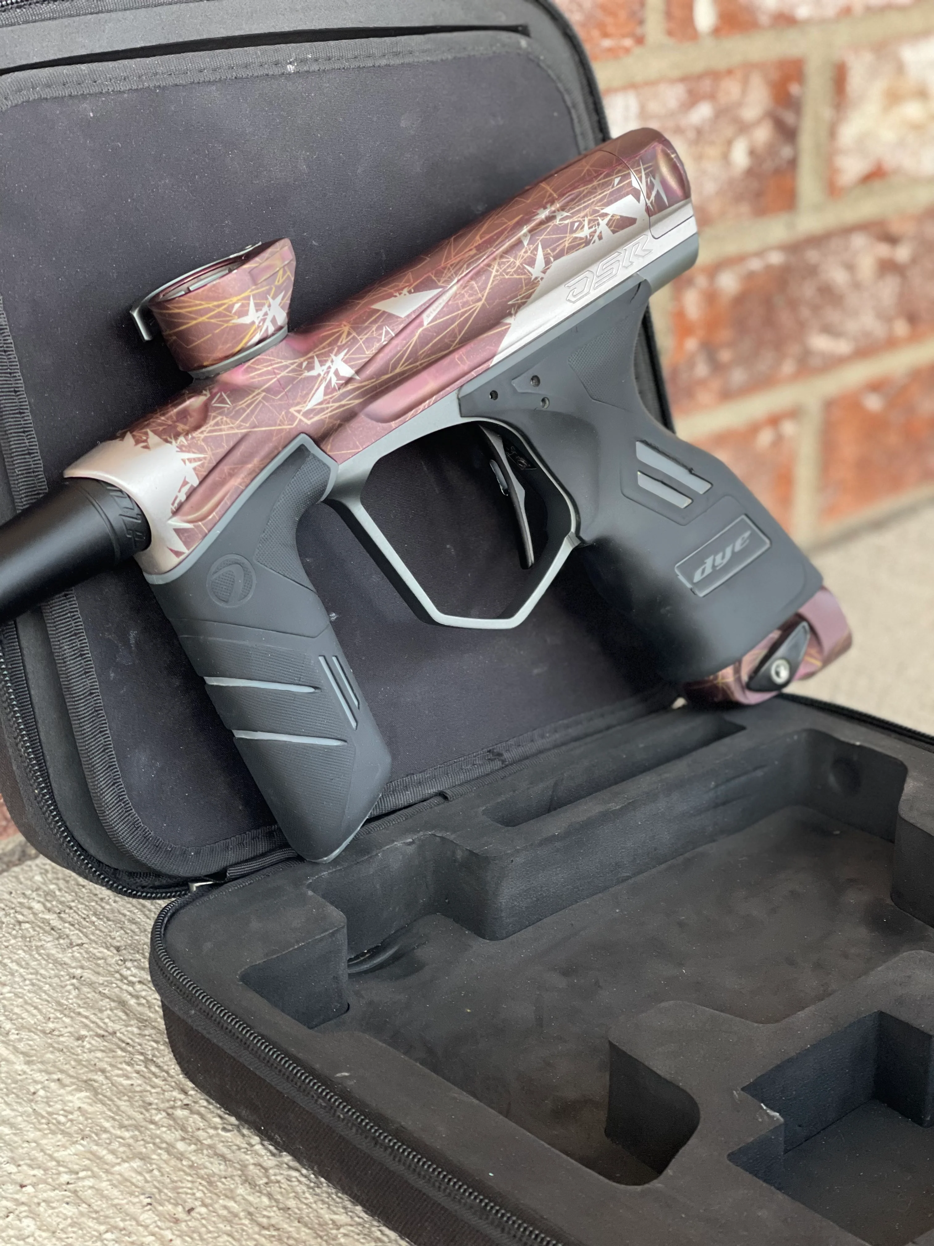 Used Dye DSR Paintball Gun - PGA Kinetic Bucs with Flex Face Can, Flex Face Bolt, & Nasa Bolt - Image 4