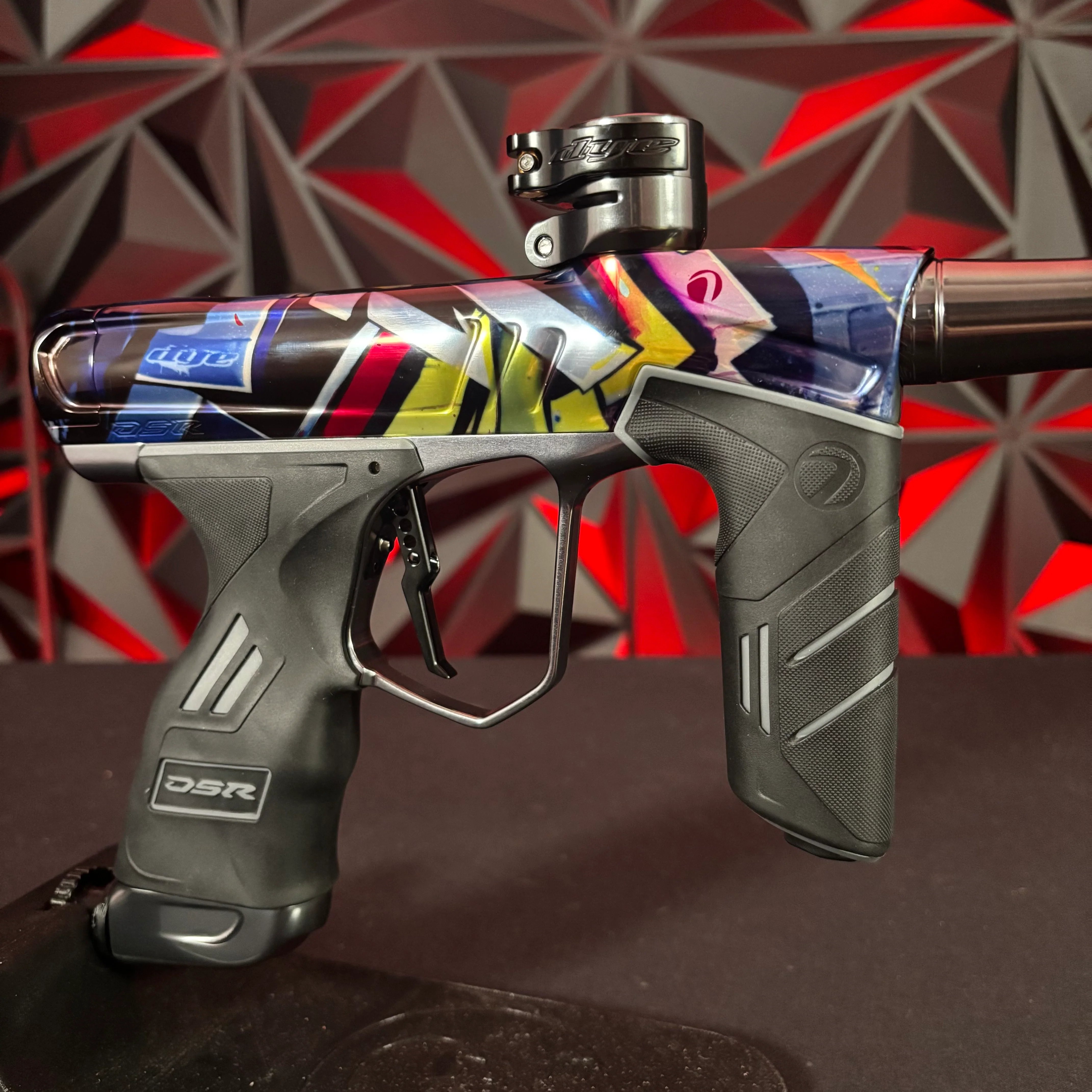 Used Dye DSR+ Paintball Gun - PGA Tagged w/IM Pro Kit - Image 4