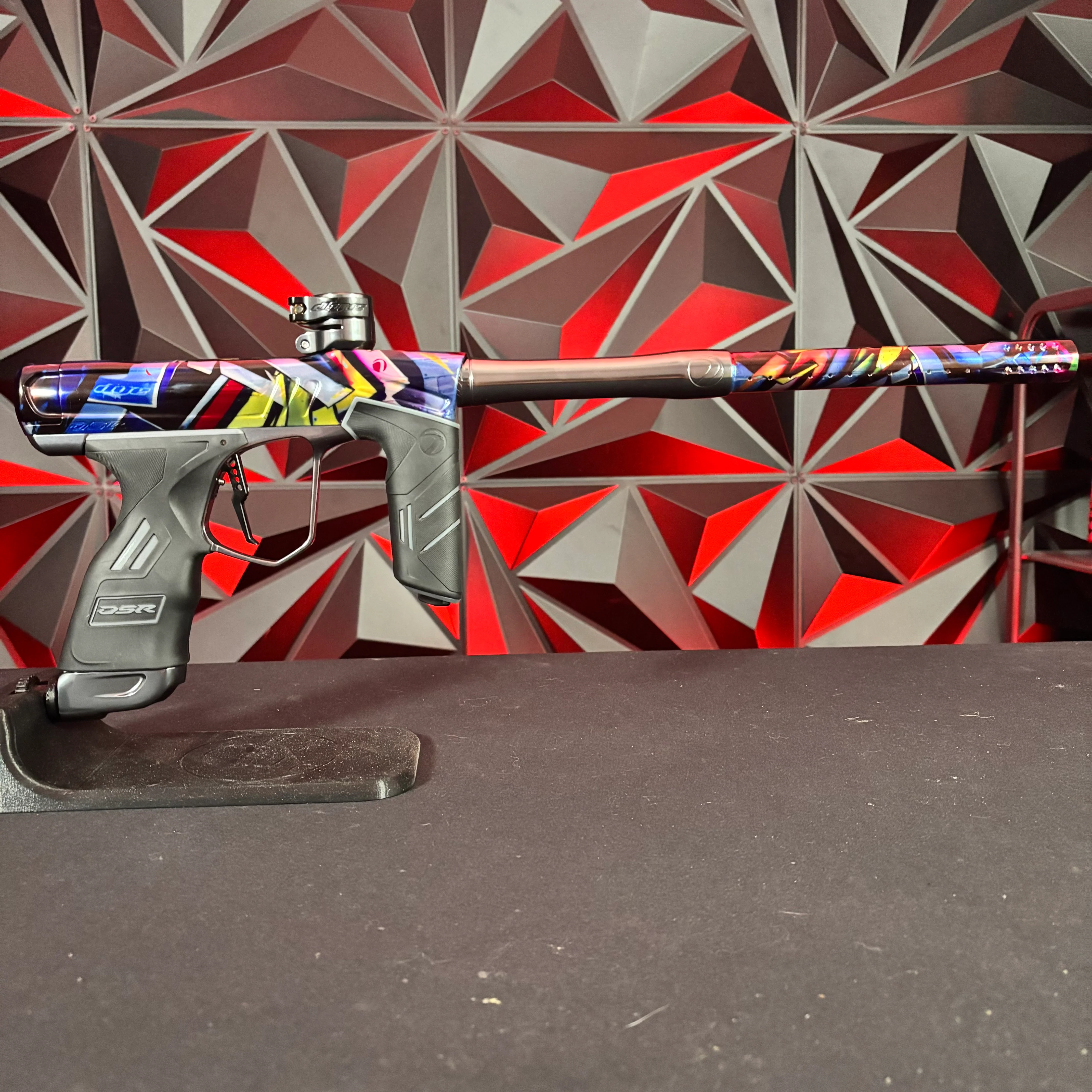 Used Dye DSR+ Paintball Gun - PGA Tagged w/IM Pro Kit - Image 6