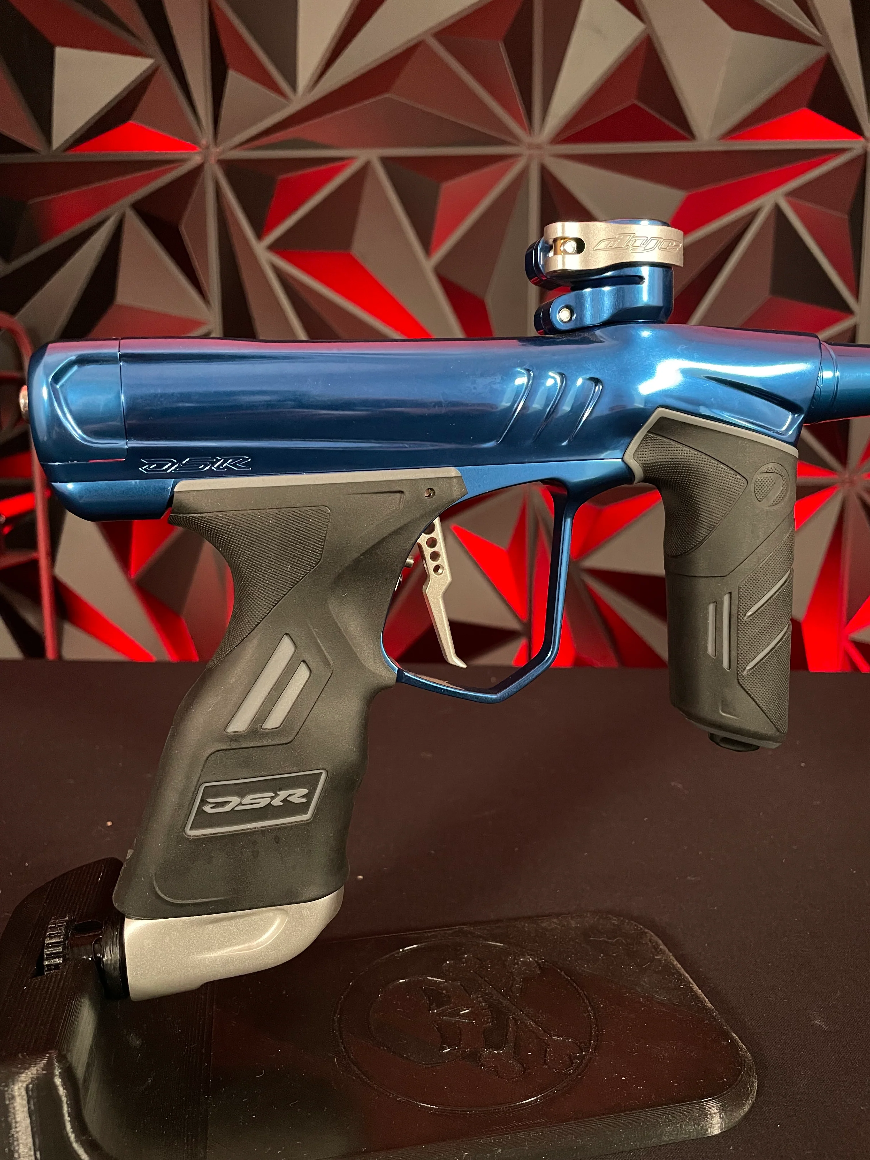 Used Dye DSR+ Paintball Gun - Polished Blue/Dust Silver - Image 2