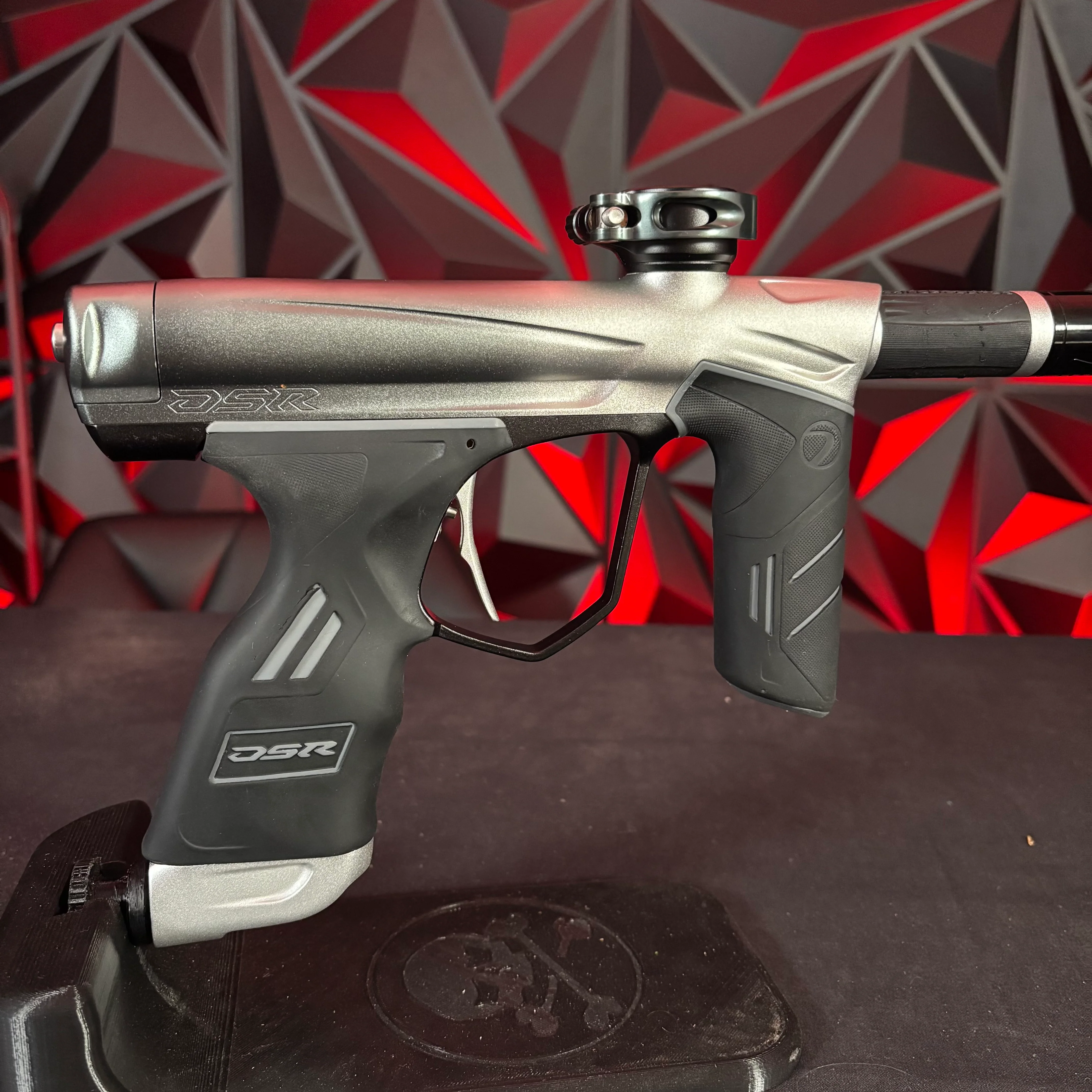 Used Dye DSR Paintball Gun - Pewter to Silver fade - Image 2