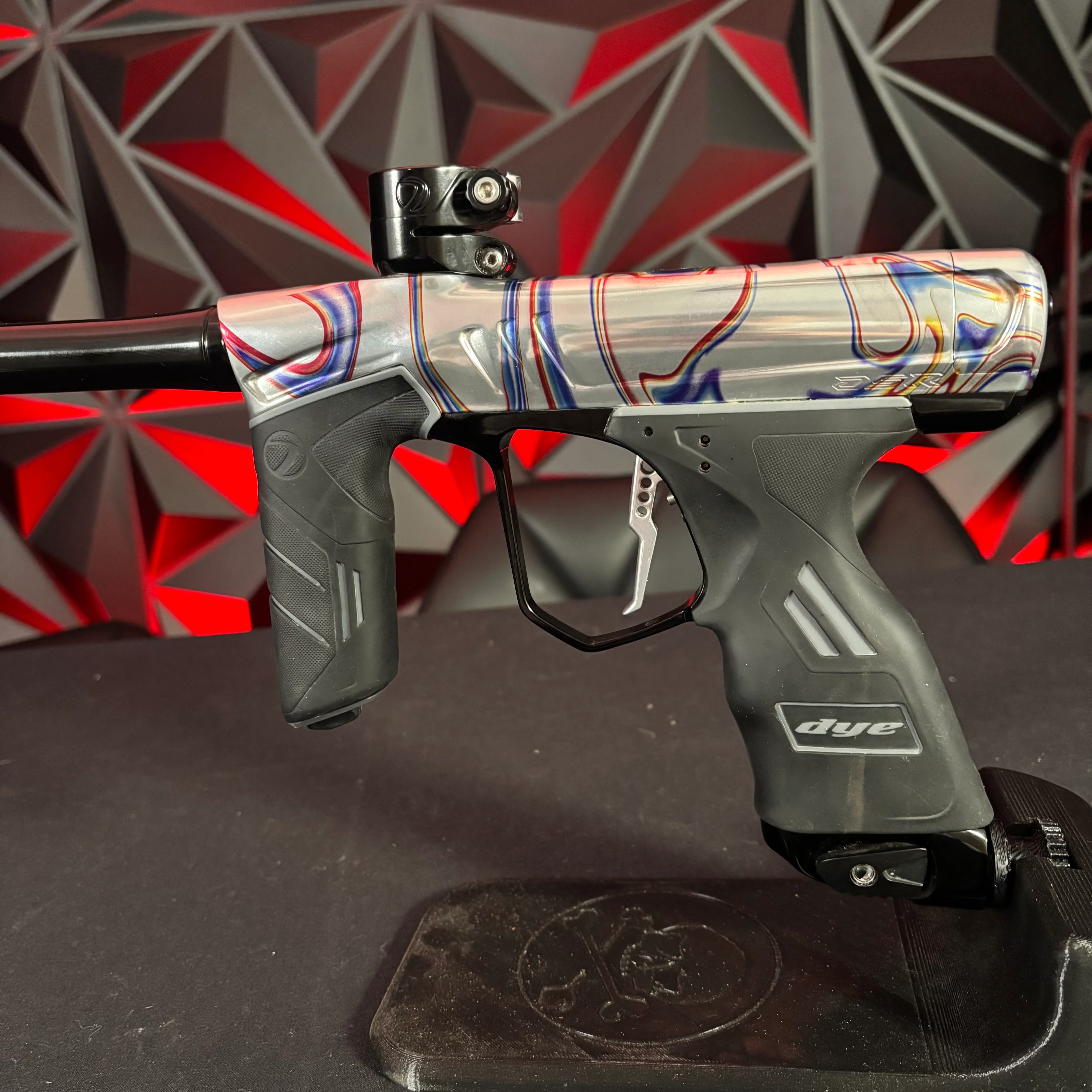 Used Dye DSR+ Paintball Gun - Slick w/ IM Pro Kit - Image 3