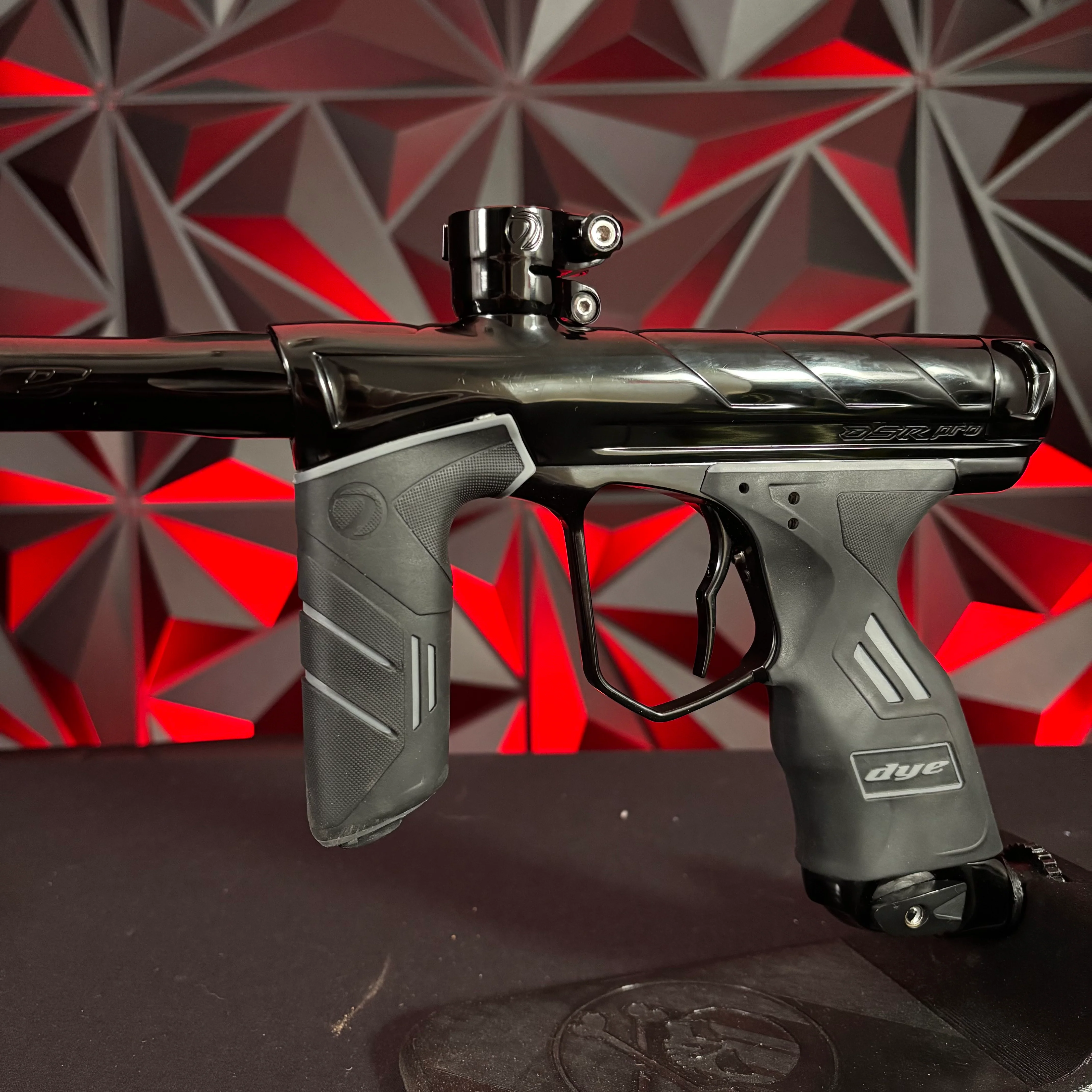 Used Dye DSR Pro Paintball Marker - Black w/ Blood splatter barrel tip - Image 5