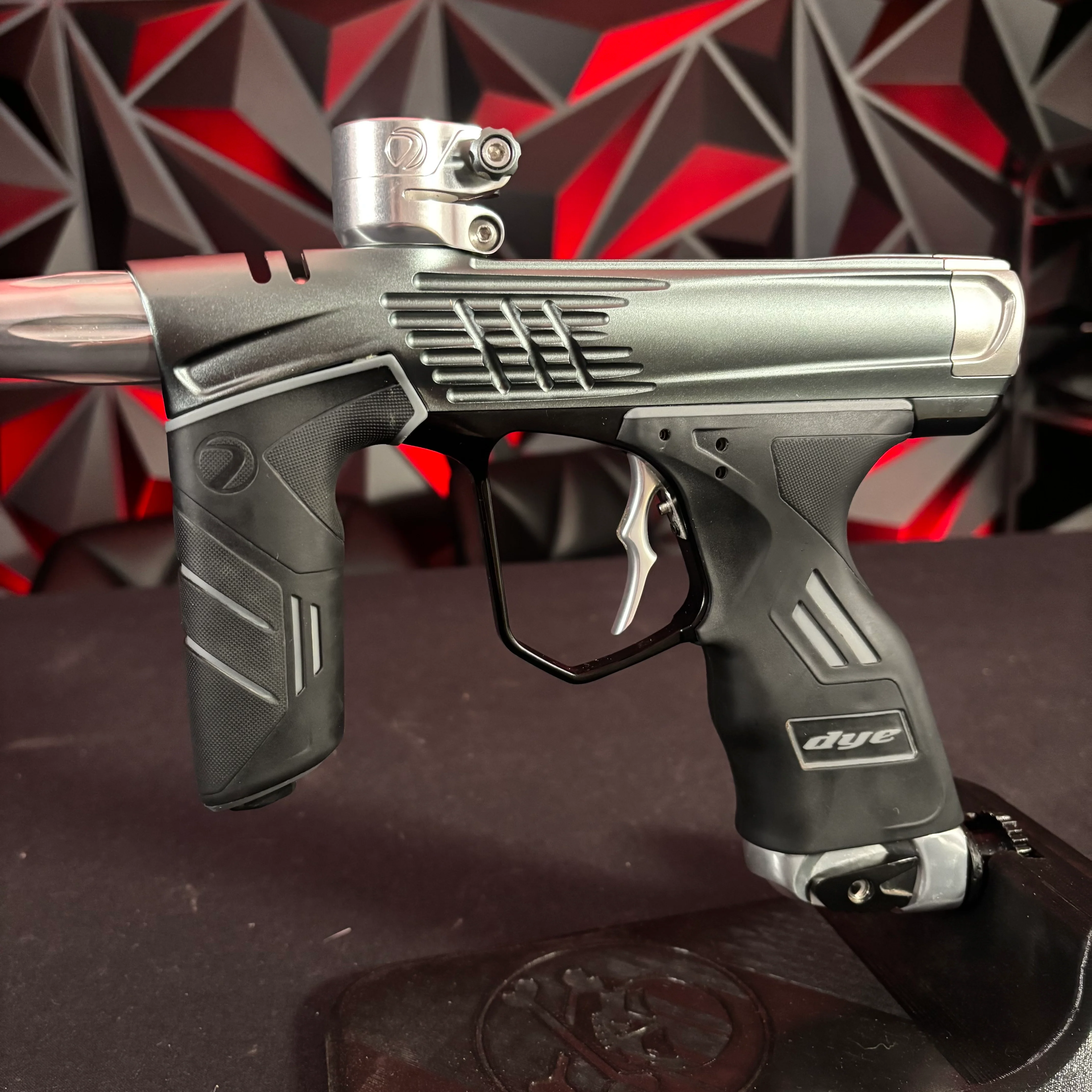 Used Dye DSR+ Paintball Marker - ICON Pewter/ Grey - Image 5