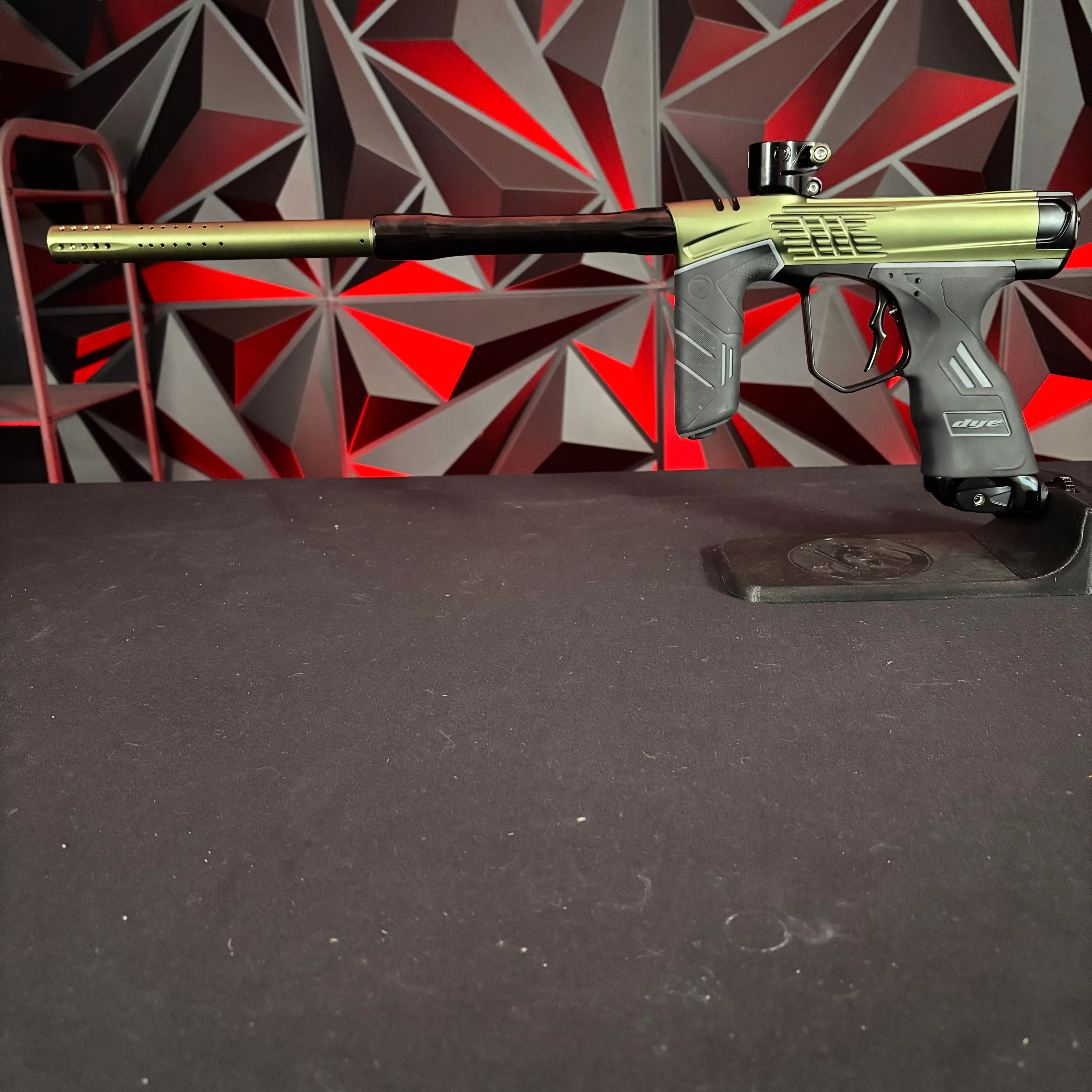 Used Dye DSR+ Paintball Marker - ICON LE Green/Black - Image 7