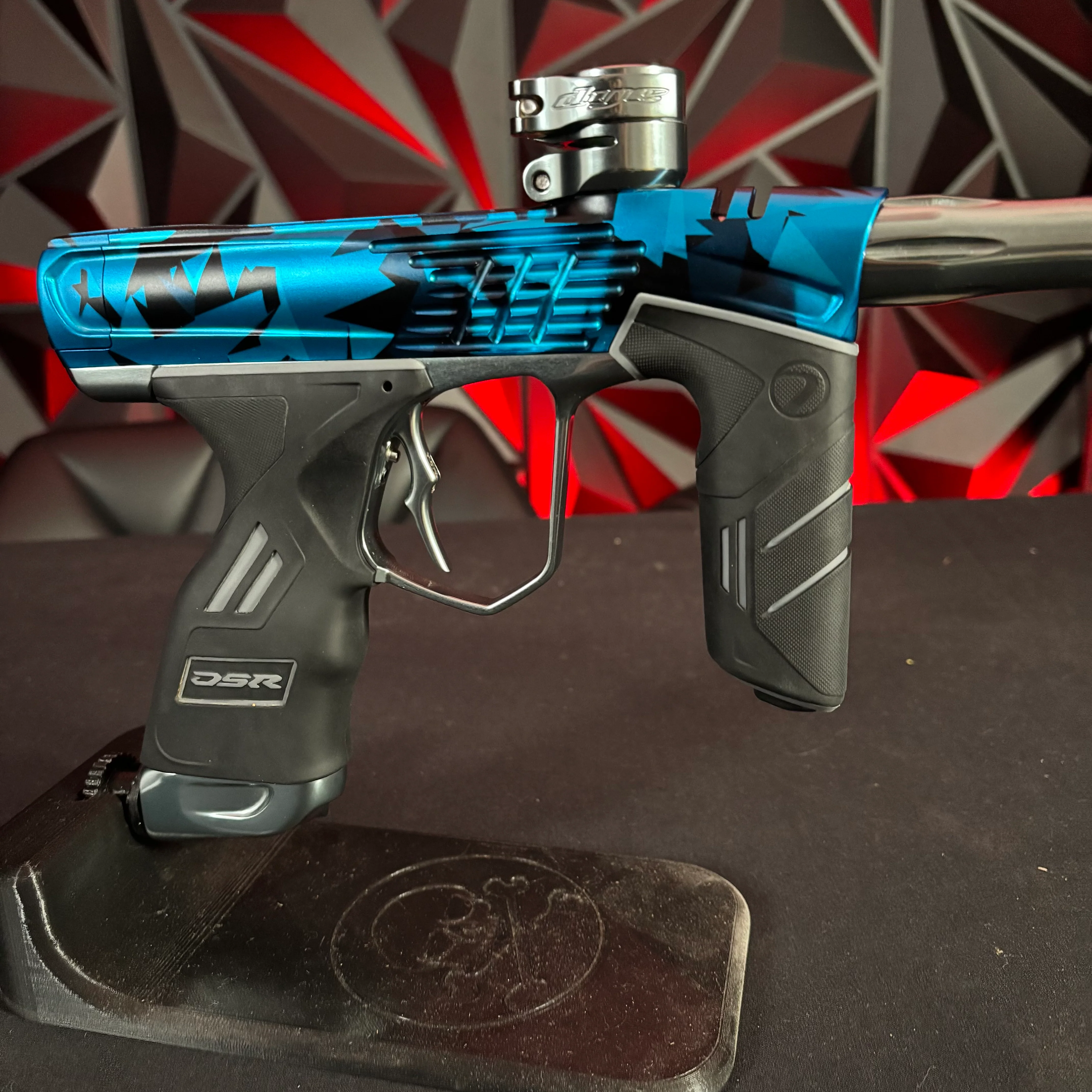 Used Dye DSR+ Paintball Marker - ICON Shattered - Image 3
