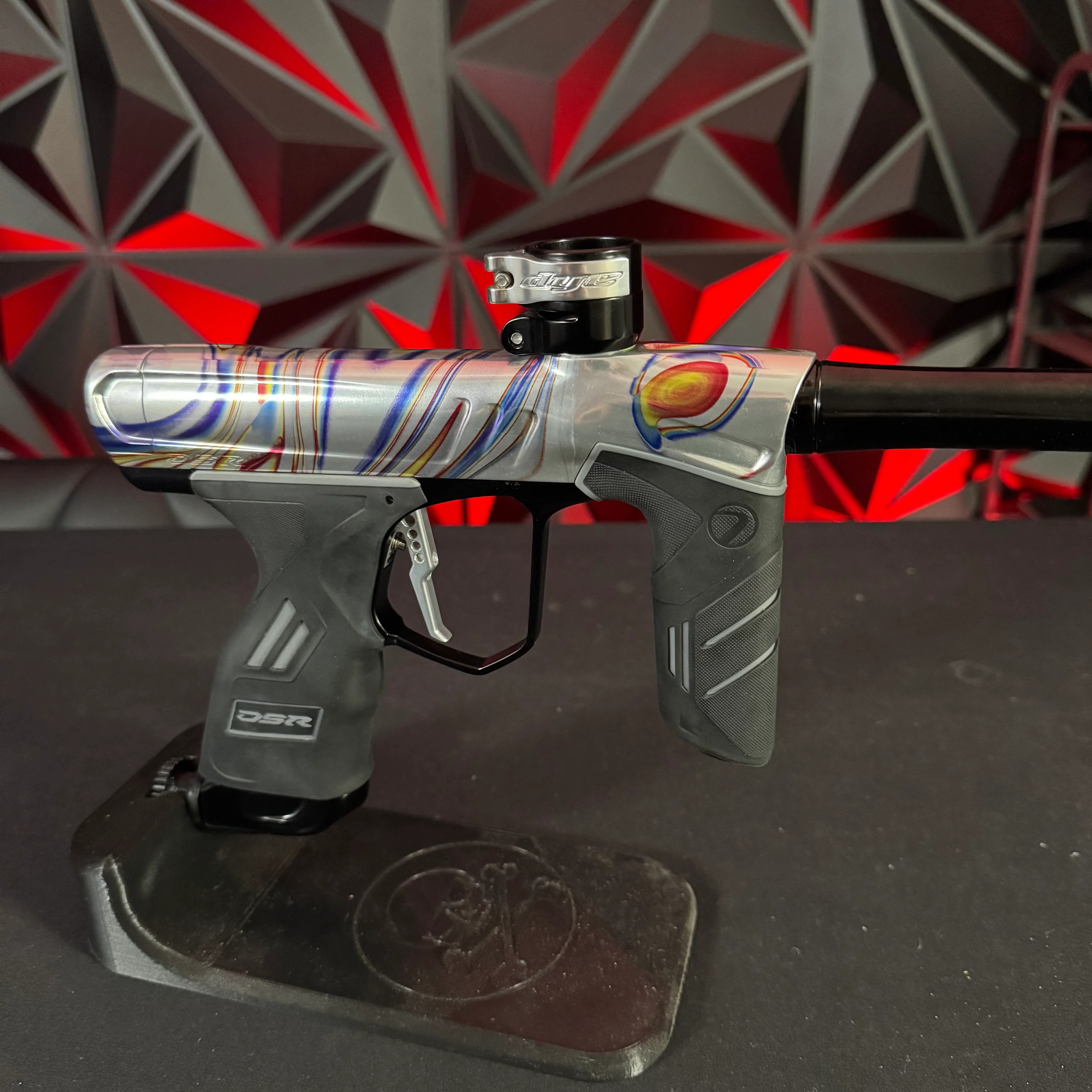 Used Dye DSR+ Paintball Marker - PGA Slick w/ IM Pro Kit - Image 4