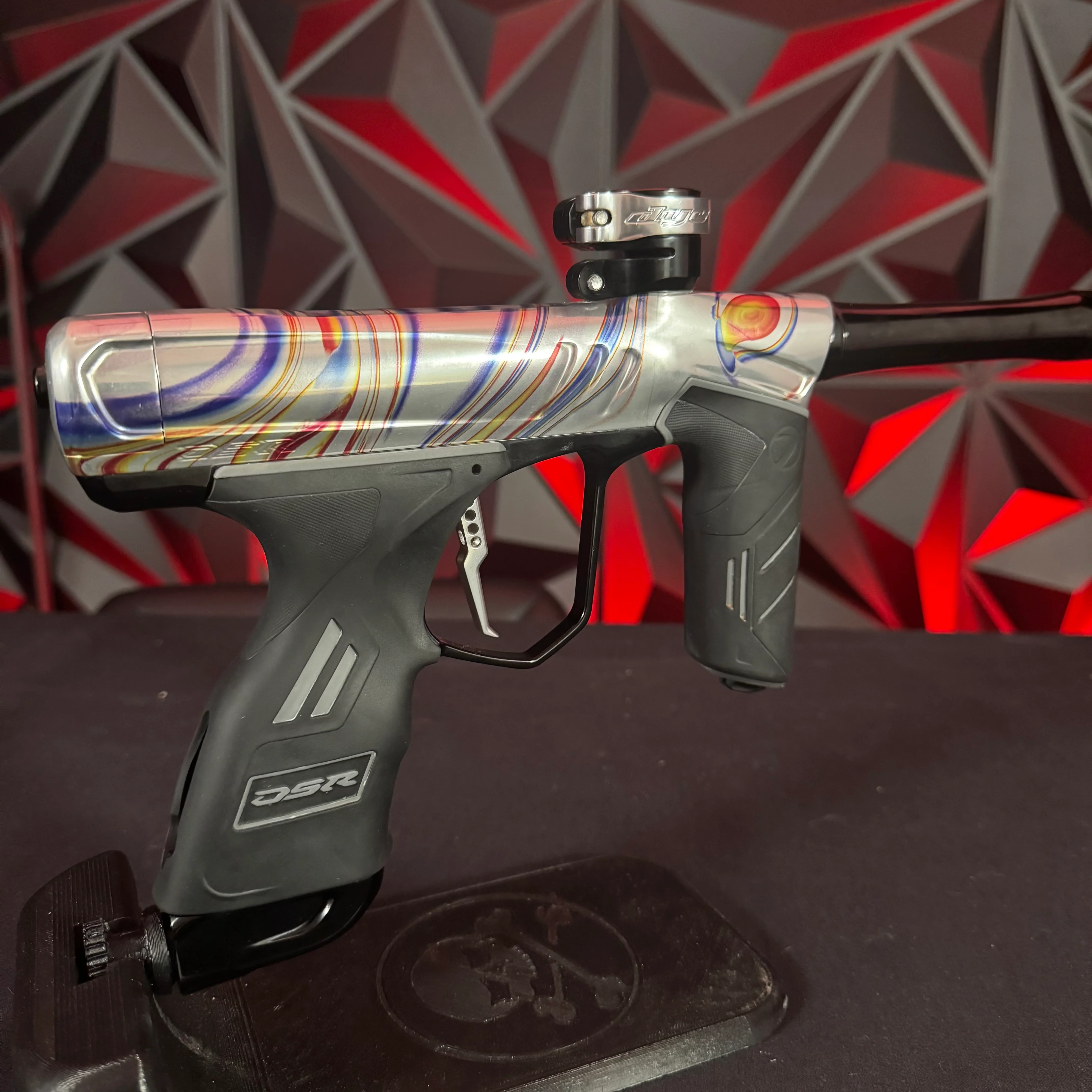 Used Dye DSR+ Paintball Marker - PGA Slick w/ IM Pro Kit - Image 4