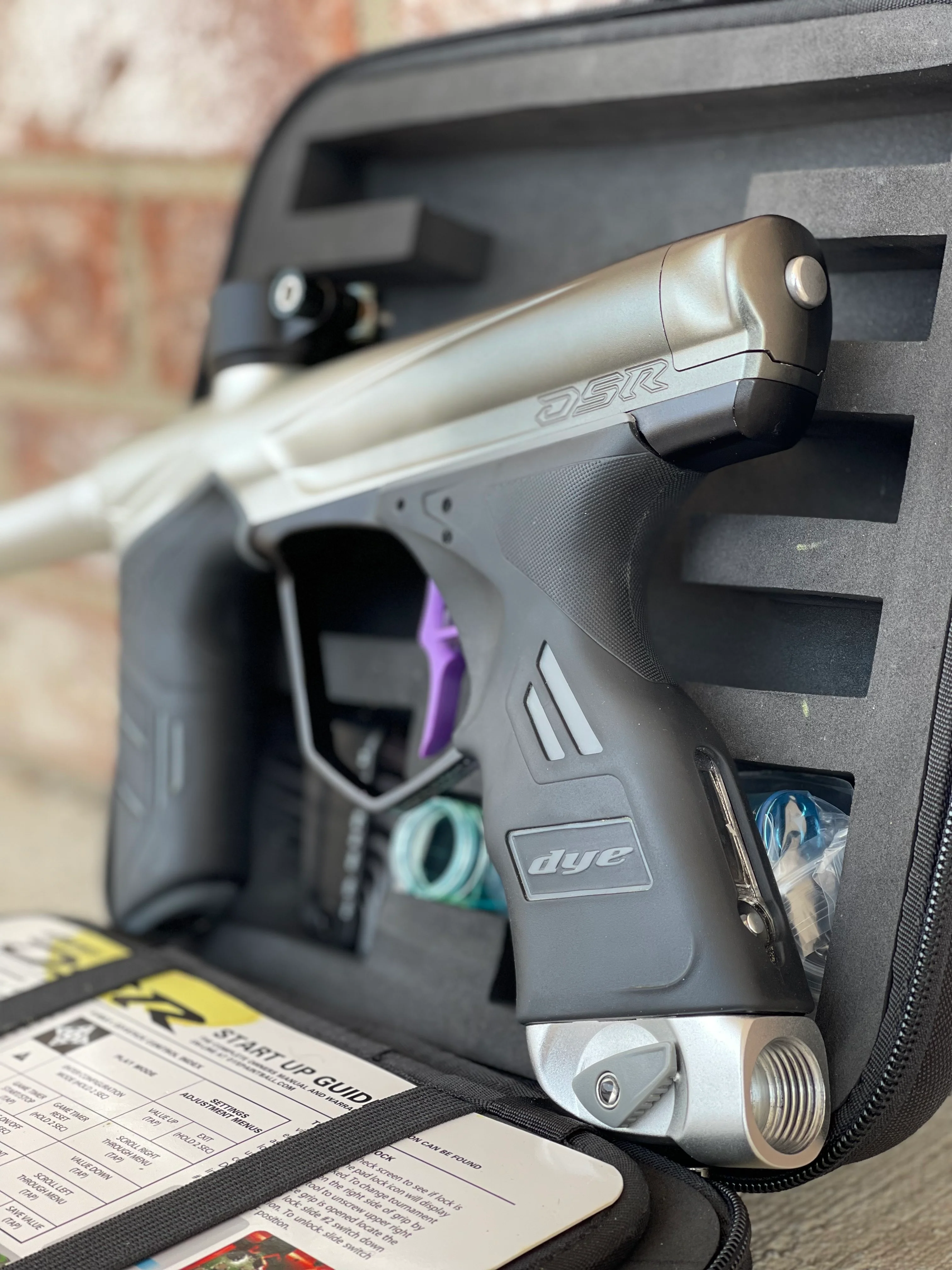 Used Dye DSR Paintball Marker - Silver Bullet - Image 2