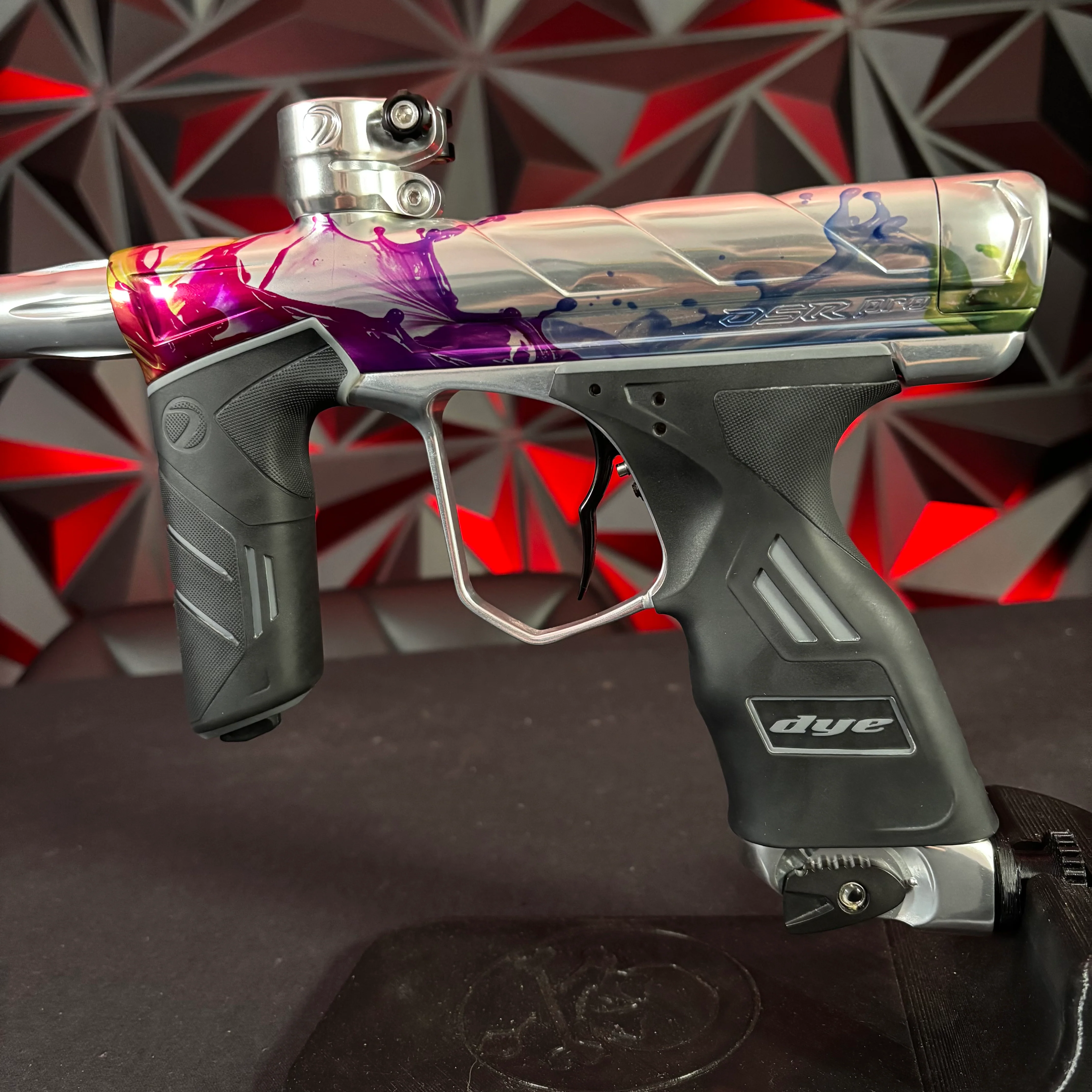 Used Dye DSR Pro Paintball Marker - Color Splash - Image 2