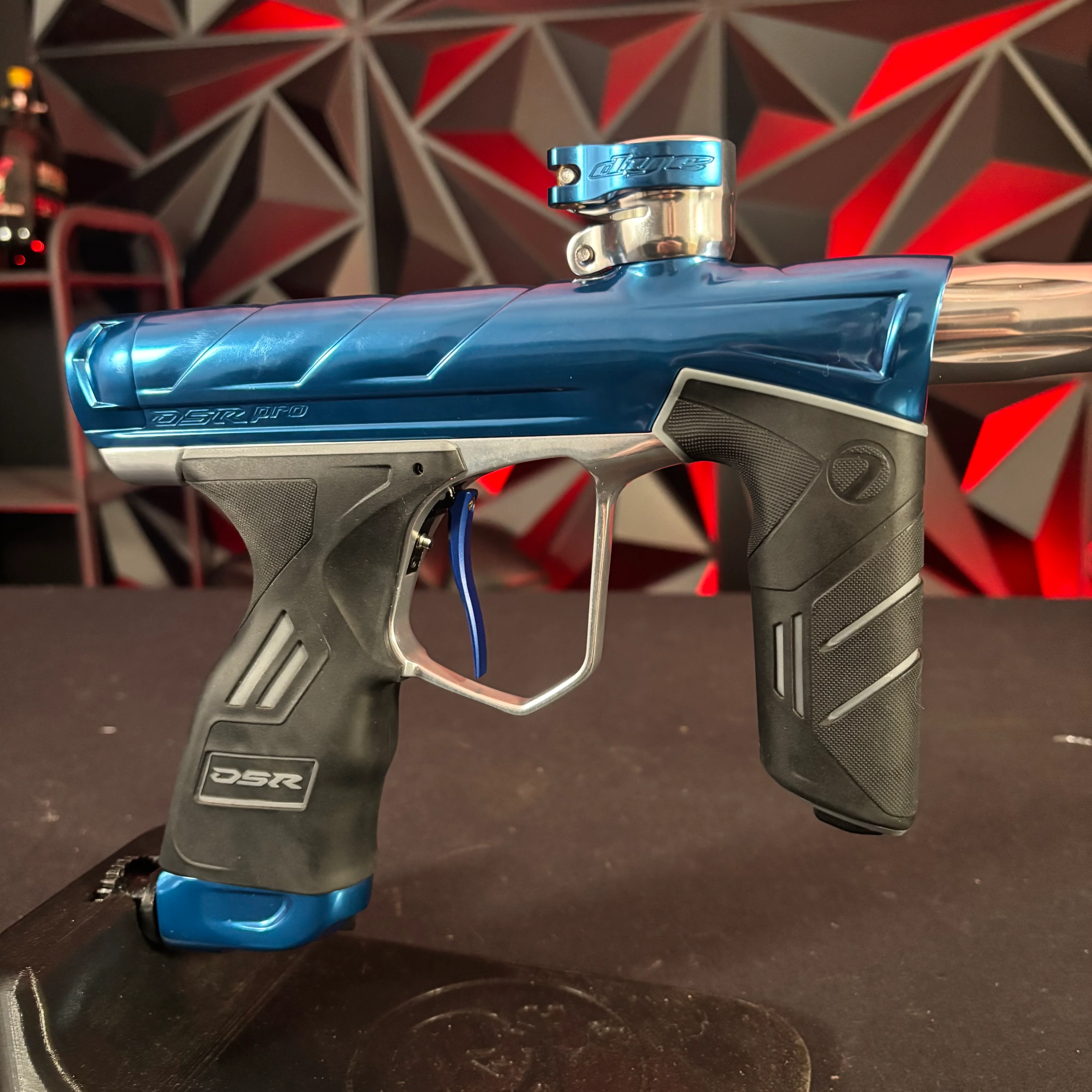 Used Dye DSR Pro Paintball Marker - AF1 - Image 3