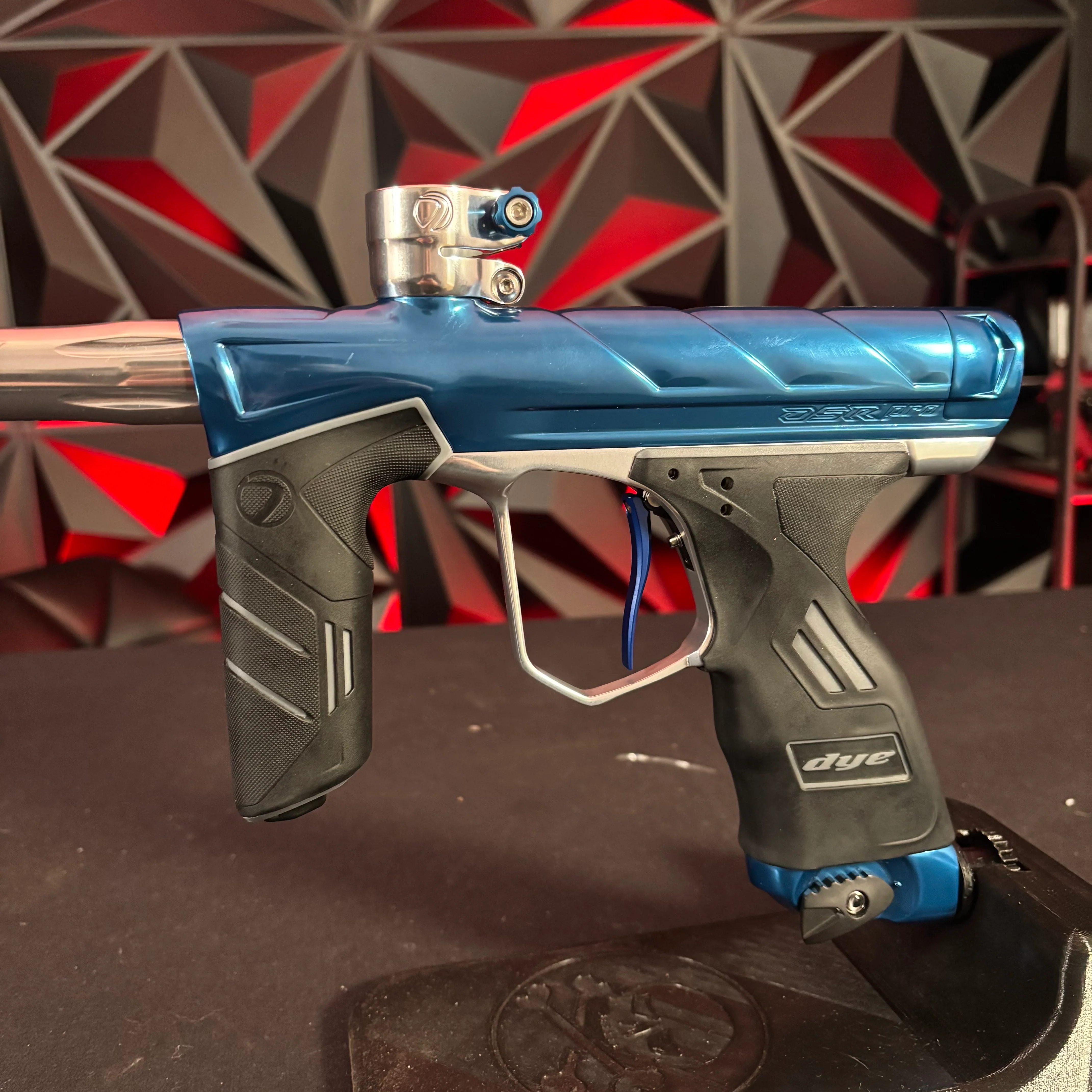 Used Dye DSR Pro Paintball Marker - AF1 - Image 5