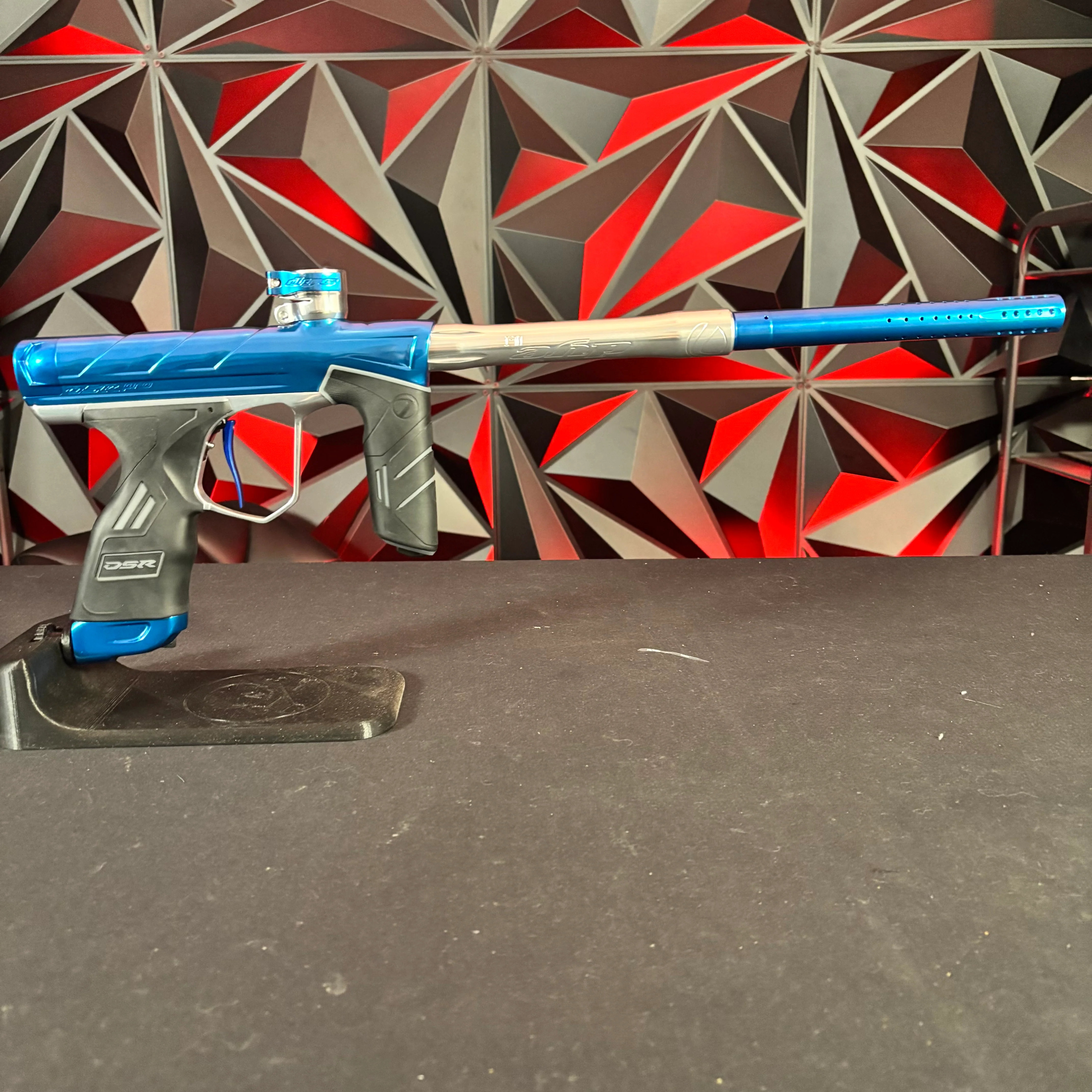 Used Dye DSR Pro Paintball Marker - AF1 - Image 6