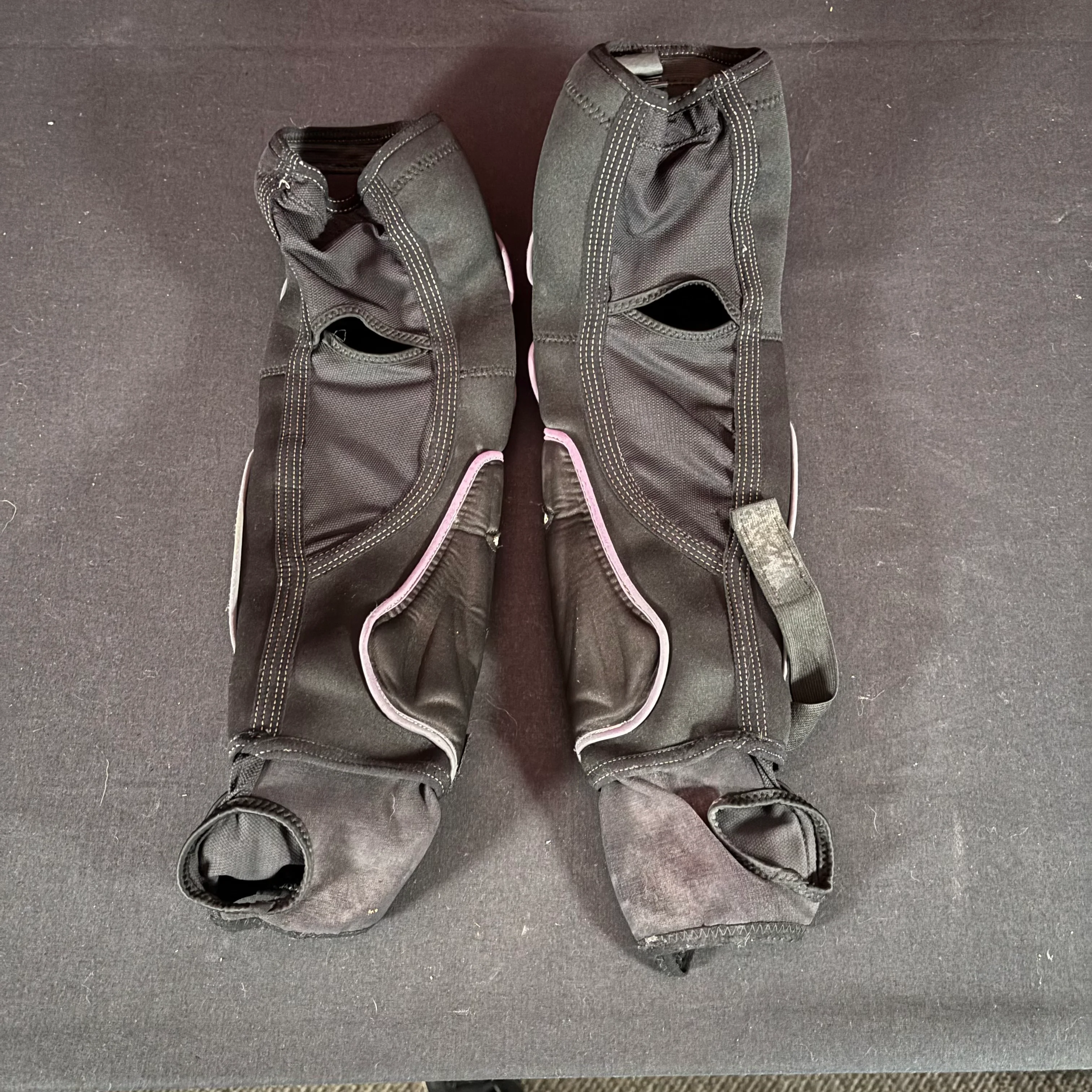 Used Dye Elbow Pads - 2XL - Image 2