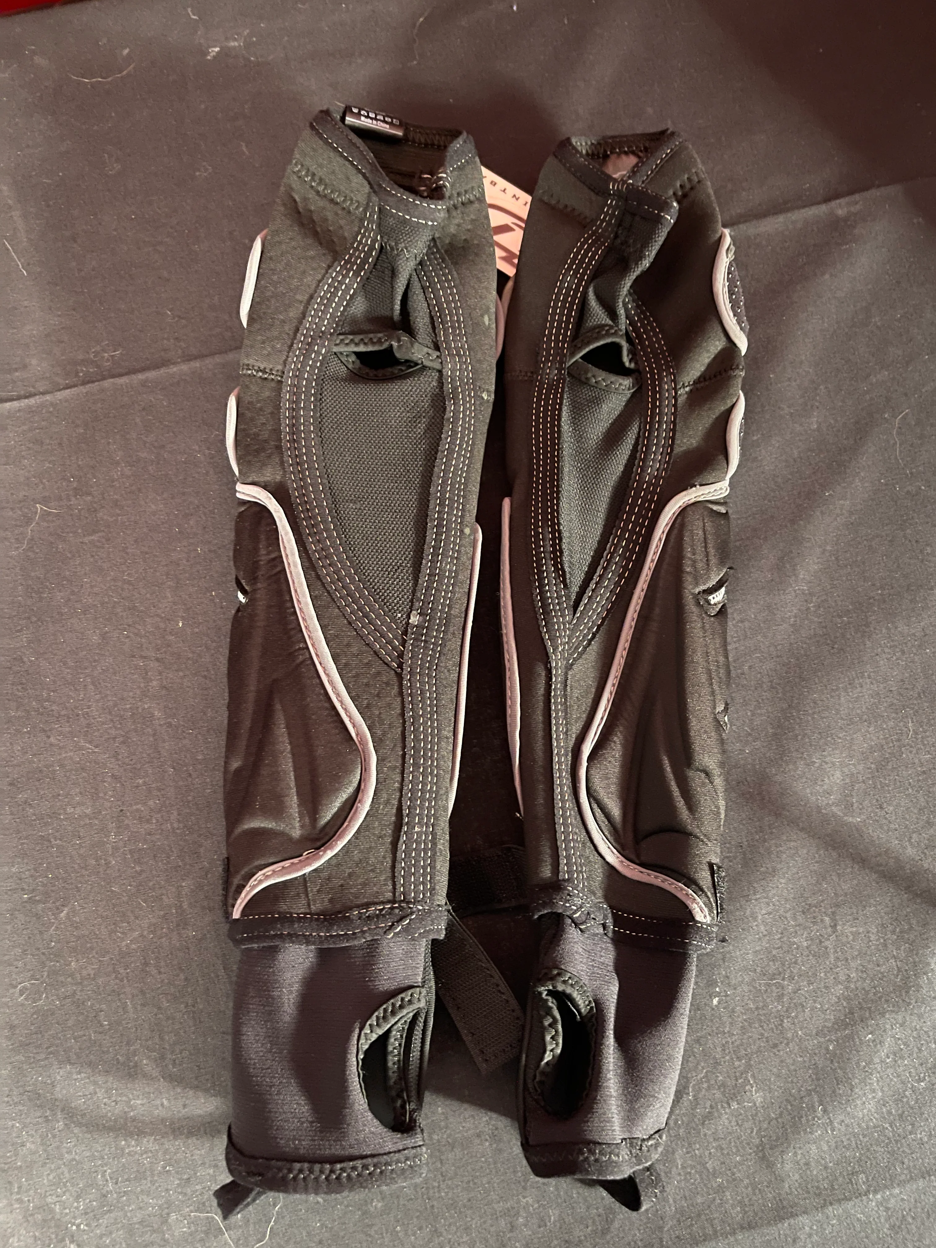 Used Dye Elbow Pads - Small - Image 2