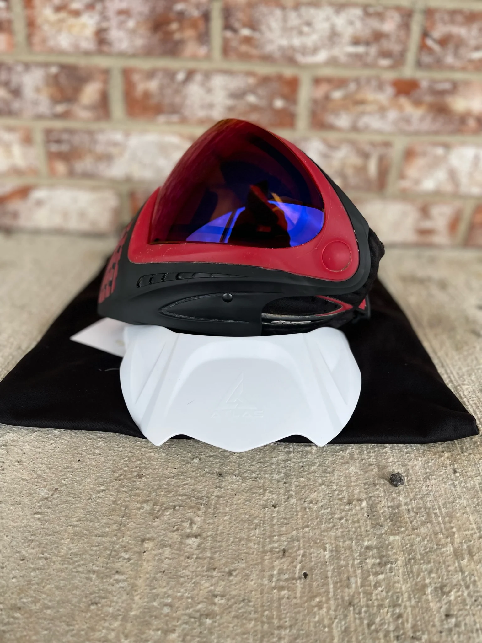 Used Dye I4 Paintball Goggle - Black/Red w/ Mirror Lens, Thermal HD Len, & White Visor - Image 3