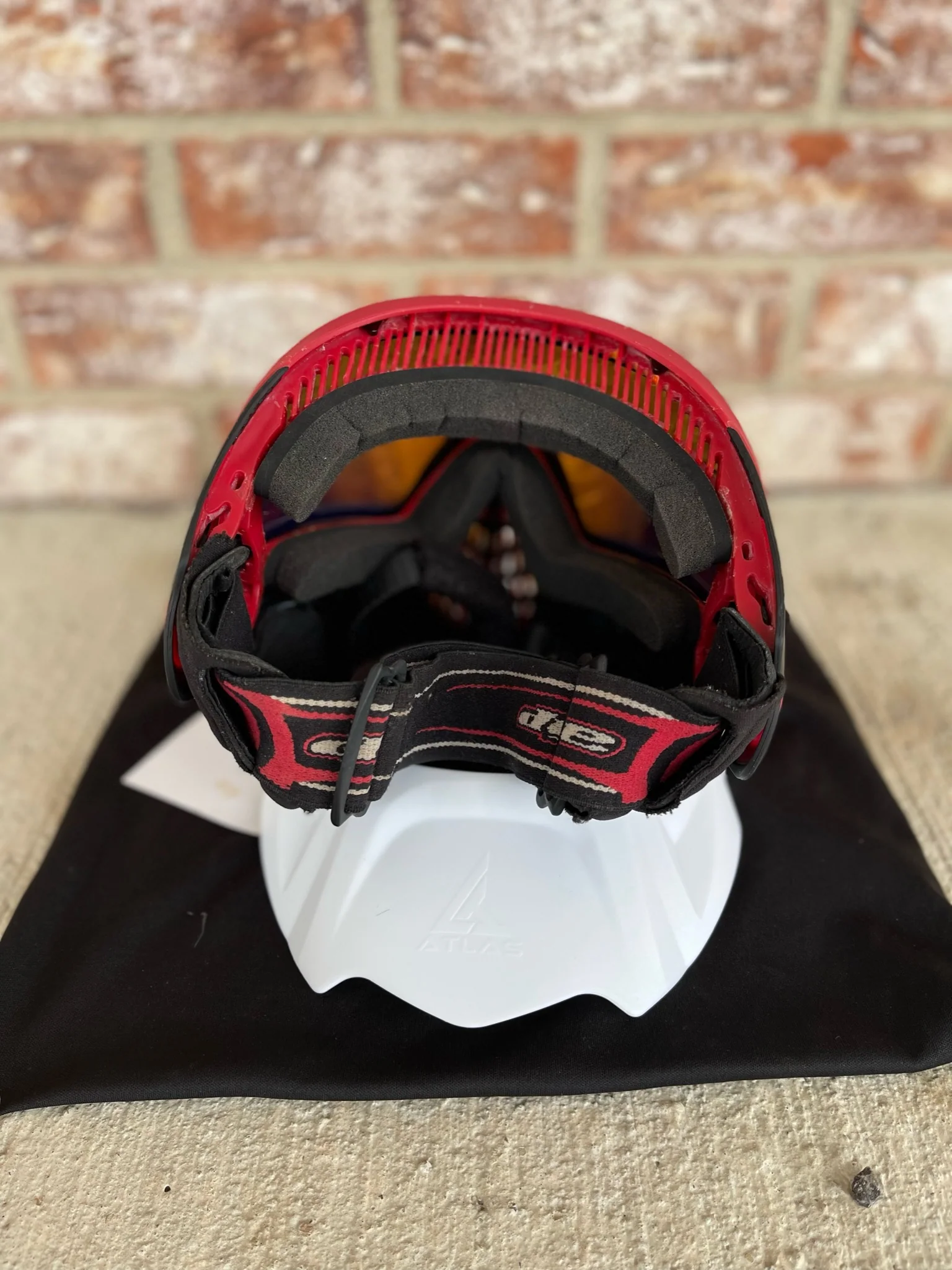 Used Dye I4 Paintball Goggle - Black/Red w/ Mirror Lens, Thermal HD Len, & White Visor - Image 5