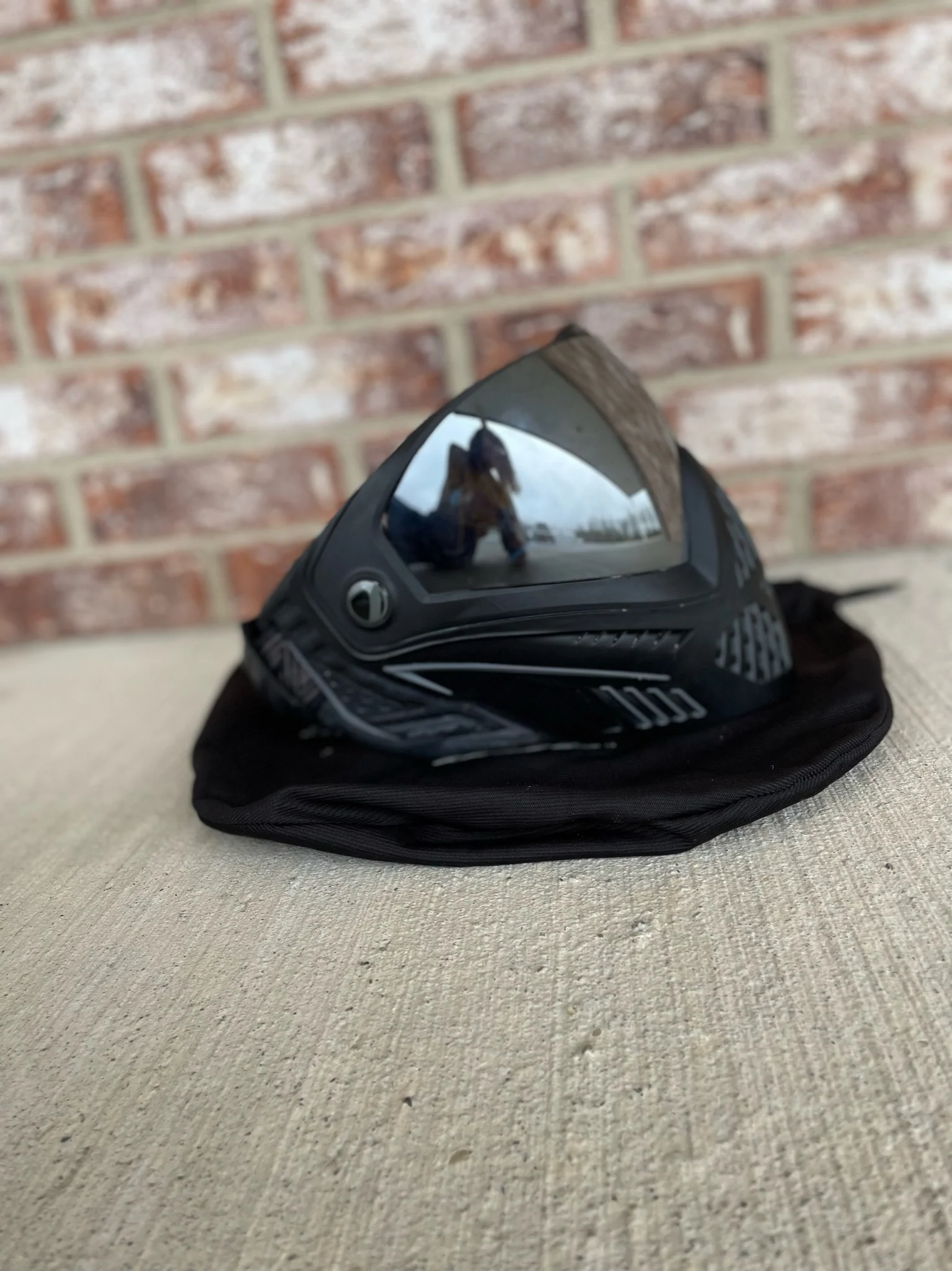 Used Dye I5 Paintball Goggle - Black - Image 2