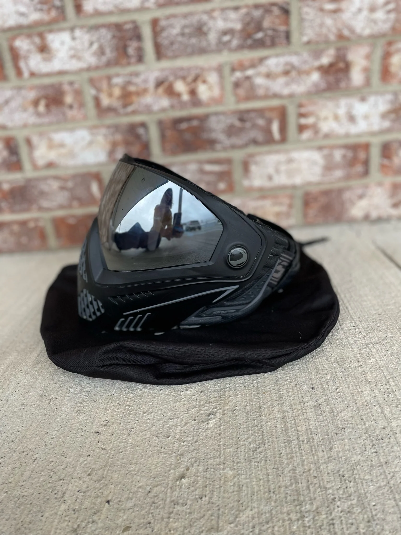 Used Dye I5 Paintball Goggle - Black - Image 3