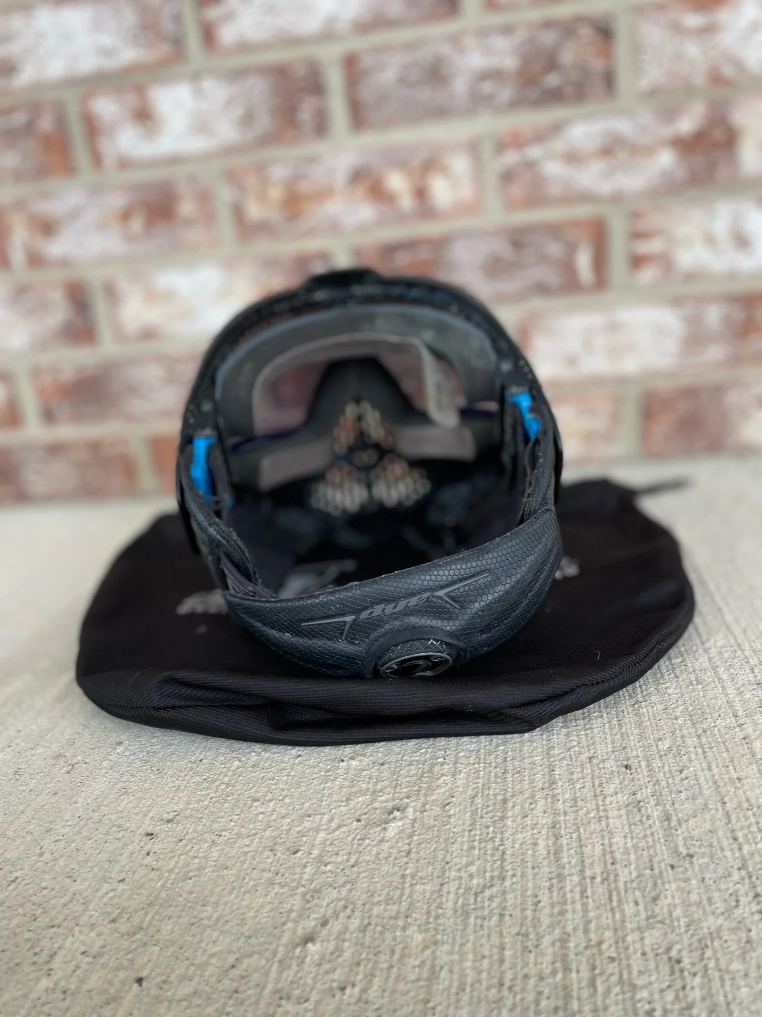 Used Dye I5 Paintball Goggle - Black - Image 5