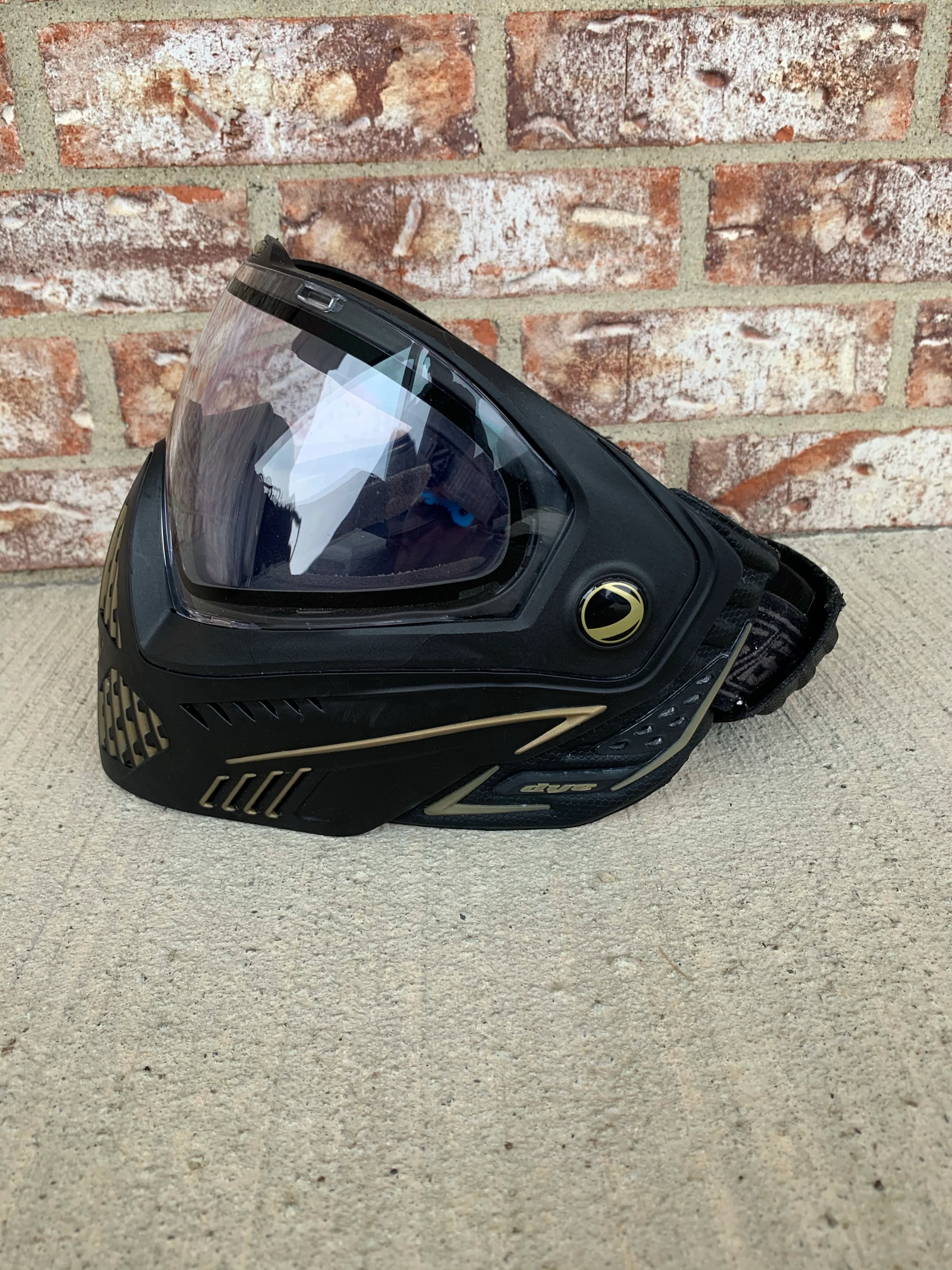 Used Dye I5 Paintball Goggle - Black / Gold - Image 3